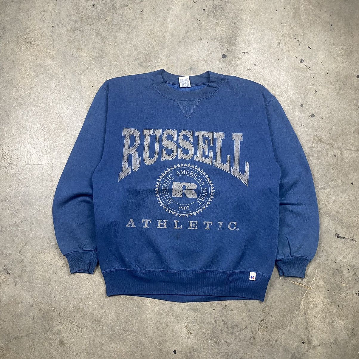 Russell Athletic × Vintage 90s OG Russell Athletic Boxy Crewneck Size US M / EU 48-50 / 2 - 1 Thumbnail