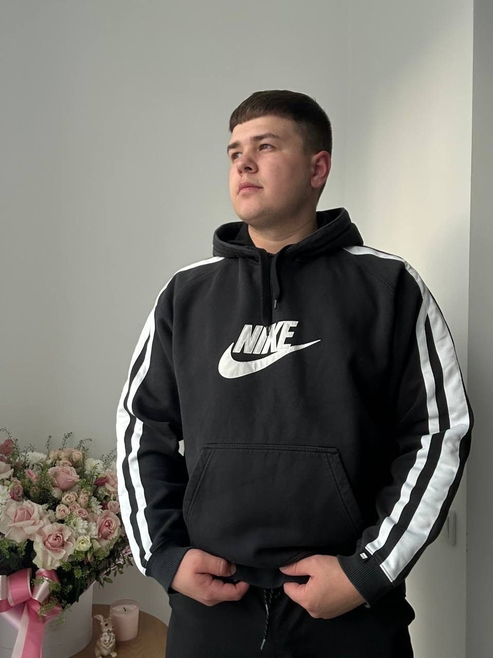 Nike × Vintage Vintage Nike Black Center Logo Hoodie Size US XL / EU 56 / 4 - 10 Thumbnail