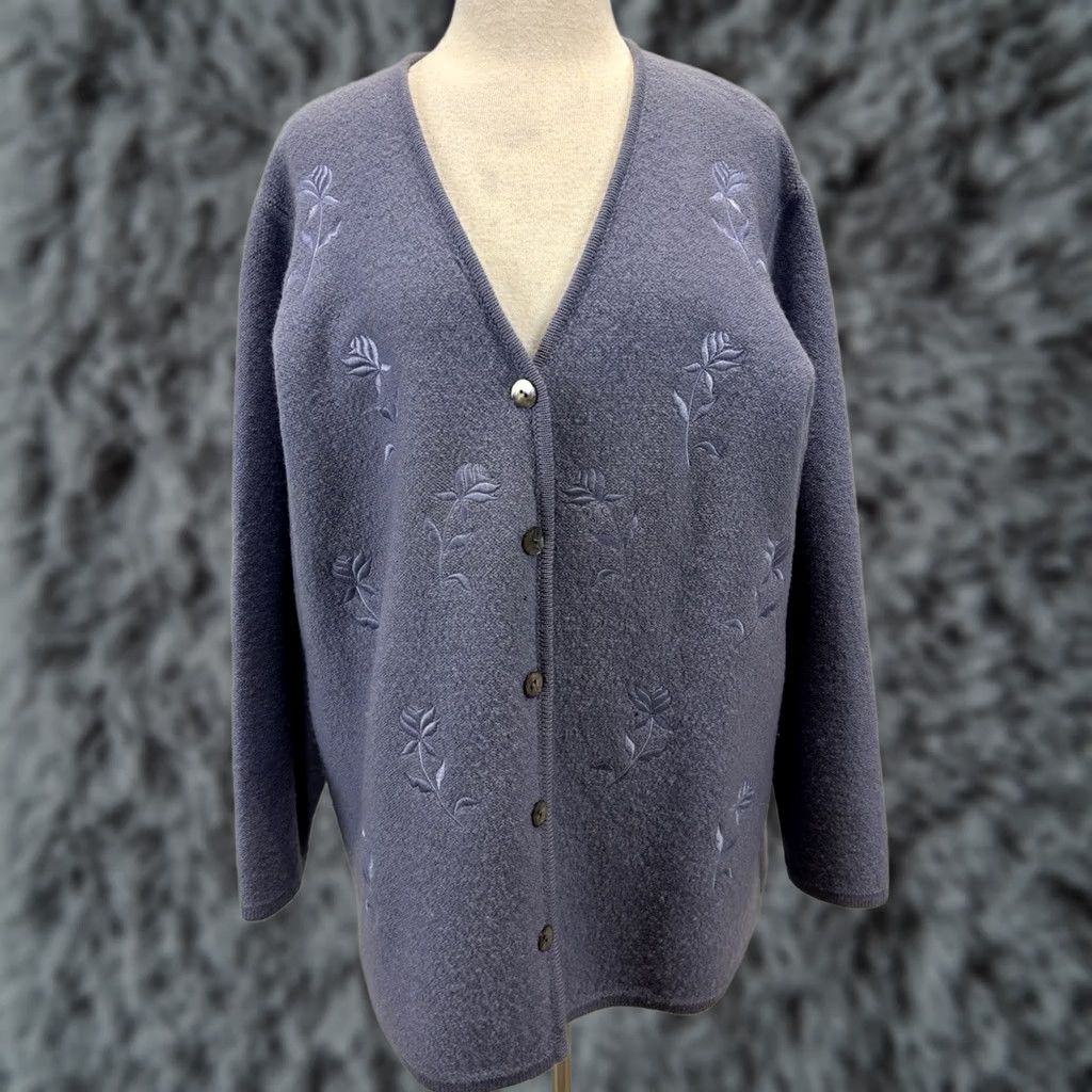 Vintage VINTAGE Herman Geist Cardigan Women's 1X Plus Wool Embroidered Floral Lavender 90s Sweater V-Neck long sleeve Mens? Size XL / US 12-14 / IT 48-50 - 1 Thumbnail