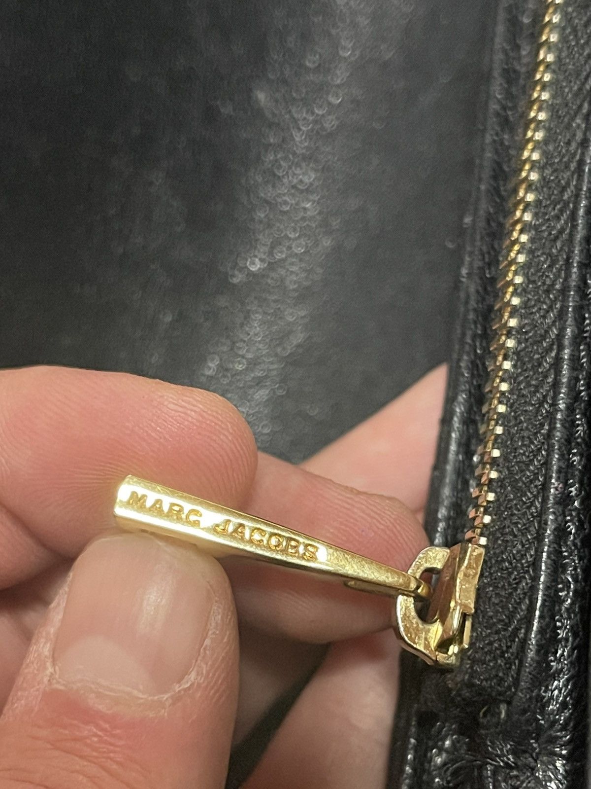 Marc Jacobs Marc Jacobs vintage black leather quitled gold small bag Size ONE SIZE - 14 Thumbnail