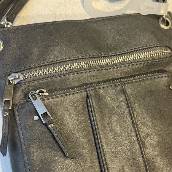 Other NWT TIME AND TRU ADJUSTABLE SHOULDER STRAP GRAY HANDBAG Size ONE SIZE - 6 Thumbnail