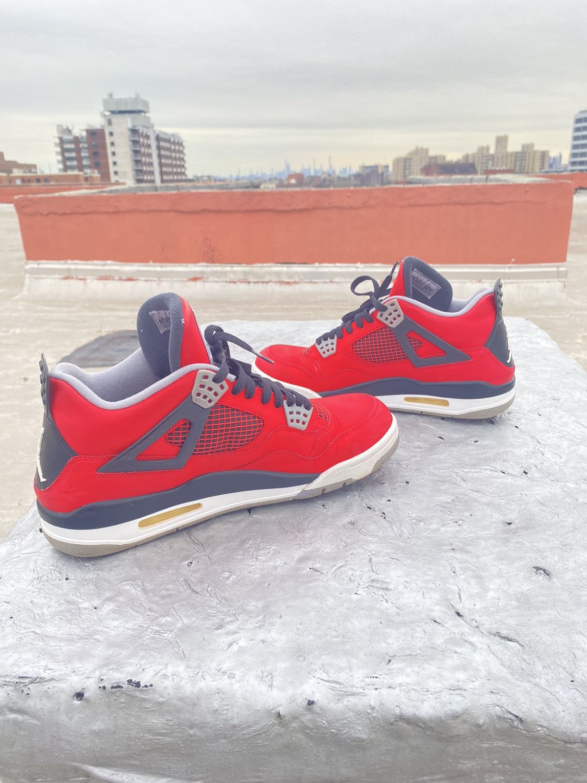 Jordan Brand Red toro 4s Size US 11 / EU 44 - 5 Thumbnail