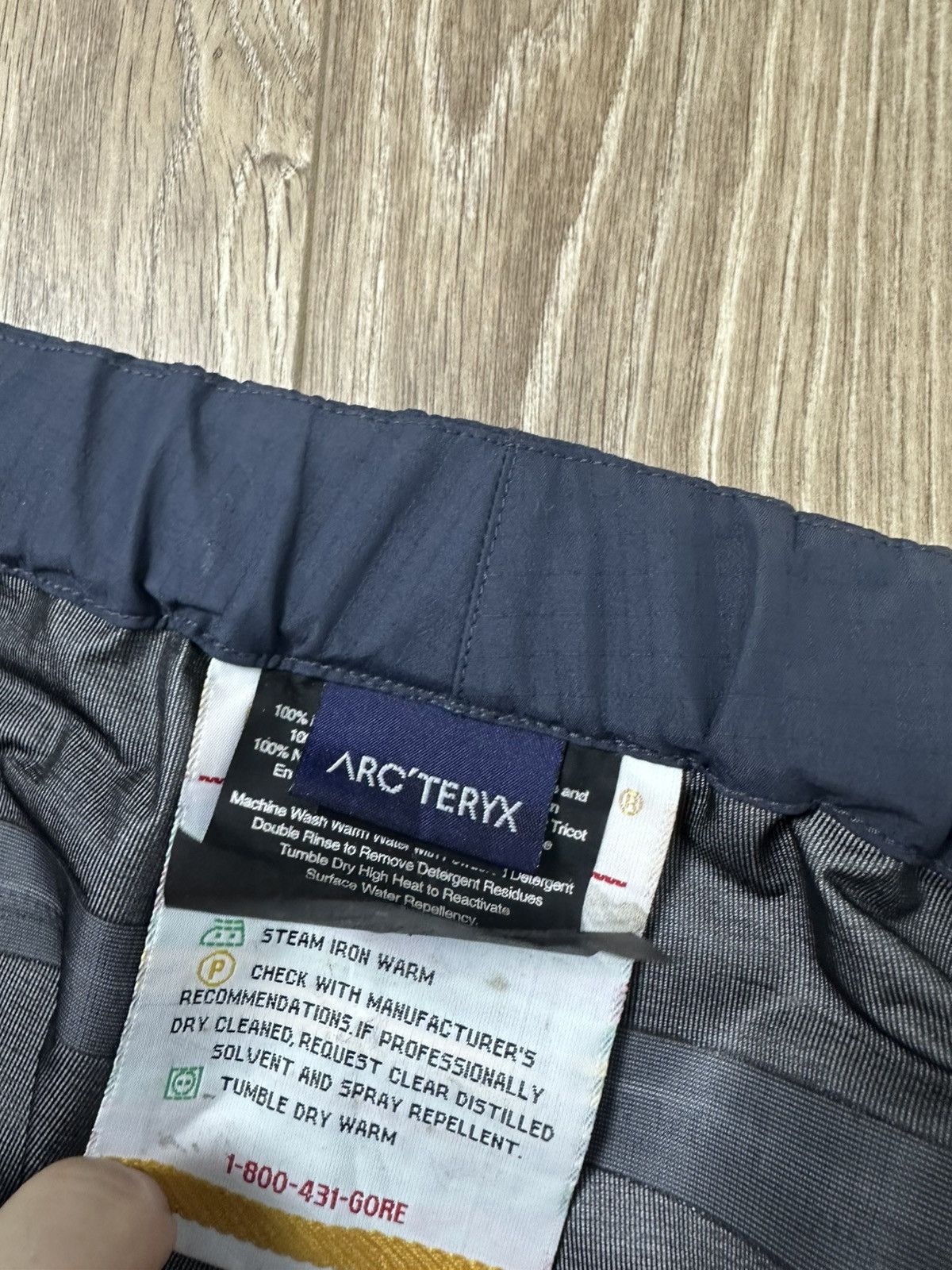 Arc'teryx Arc’teryx Beta AR Gore-Tex Pro Pants Blue Mens rare 1999 Size US 32 / EU 48 - 7 Thumbnail