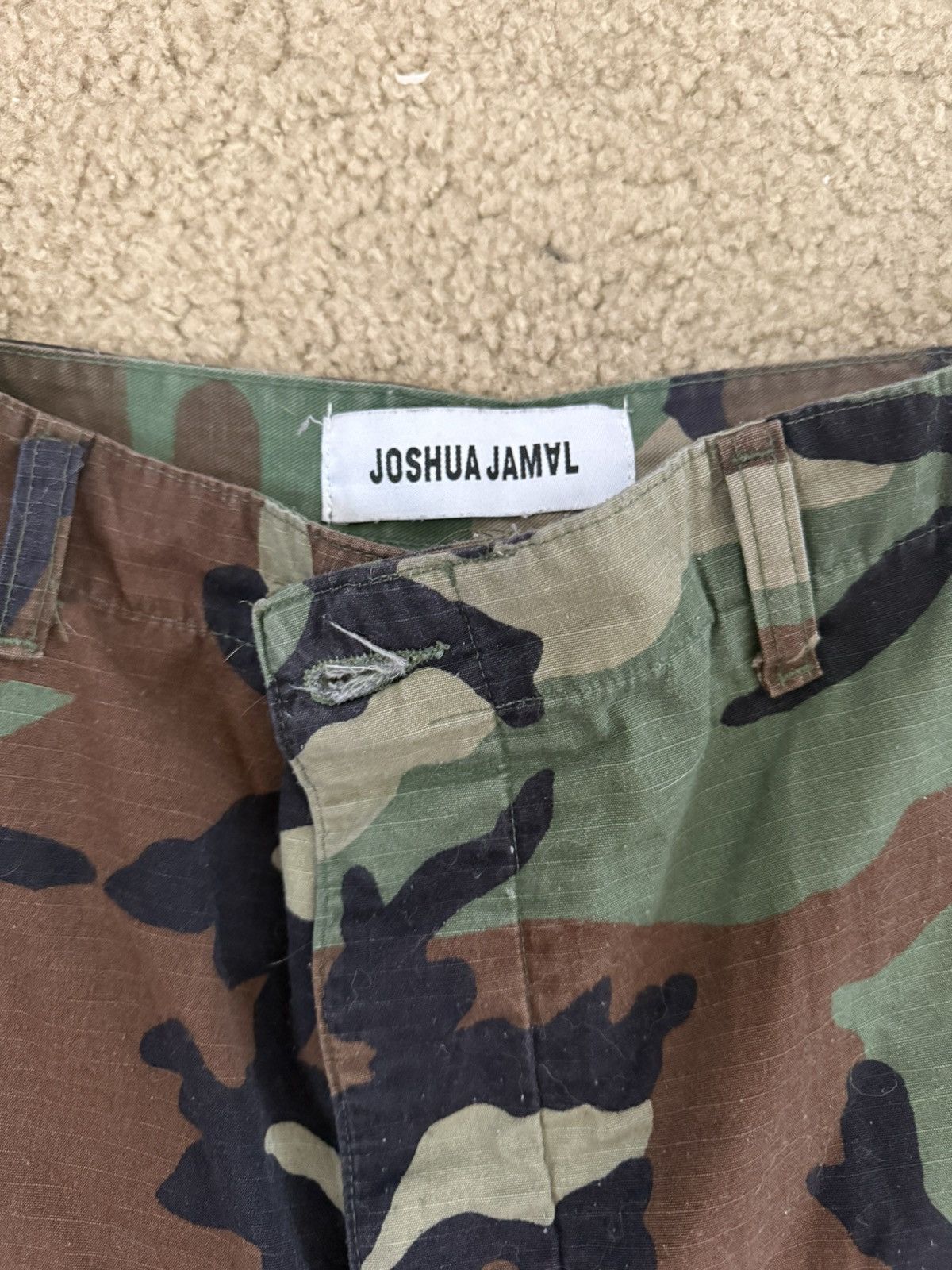 Joshua Jamal WOODLAND CAMO NBHD SHORT Size US 34 / EU 50 - 2 Thumbnail