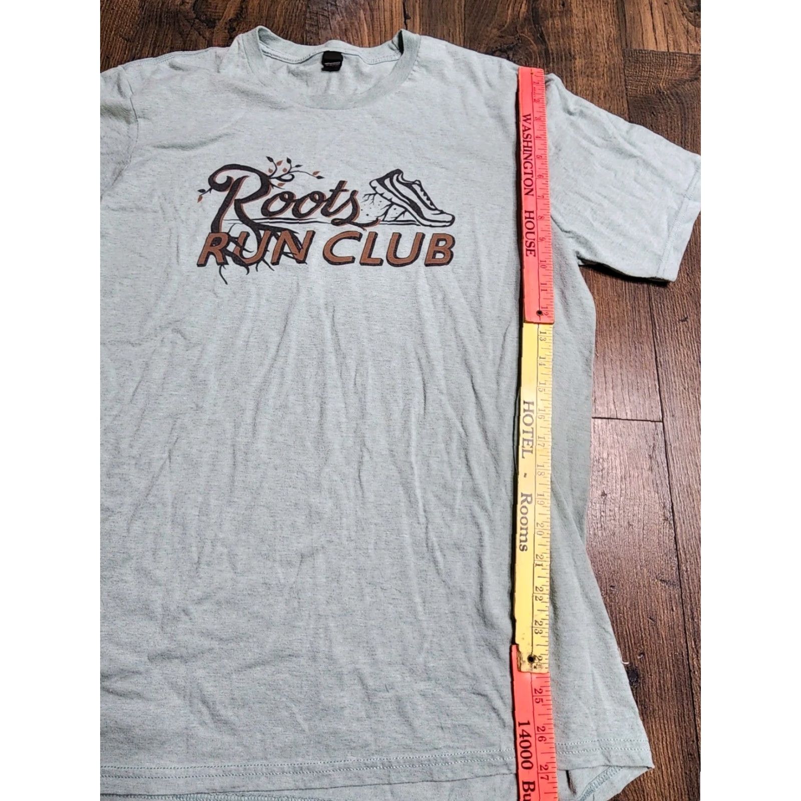 Roots Grove Roots Brewing Co T-Shirt Men XL Green Run Club Double-Sided Beer Brewery Winter Crew Neck Short Sleeve Mens Size US XL / EU 56 / 4 - 4 Thumbnail