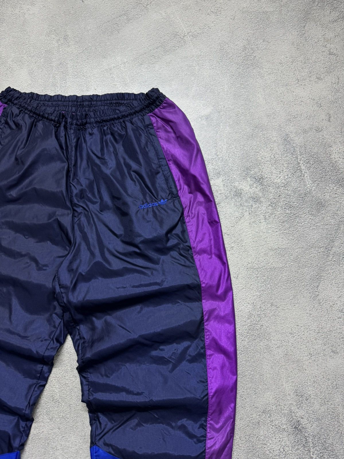 Adidas Vintage Adidas Nylon Track Suit Very Rare Retro 90’s Size US L / EU 52-54 / 3 - 17 Thumbnail