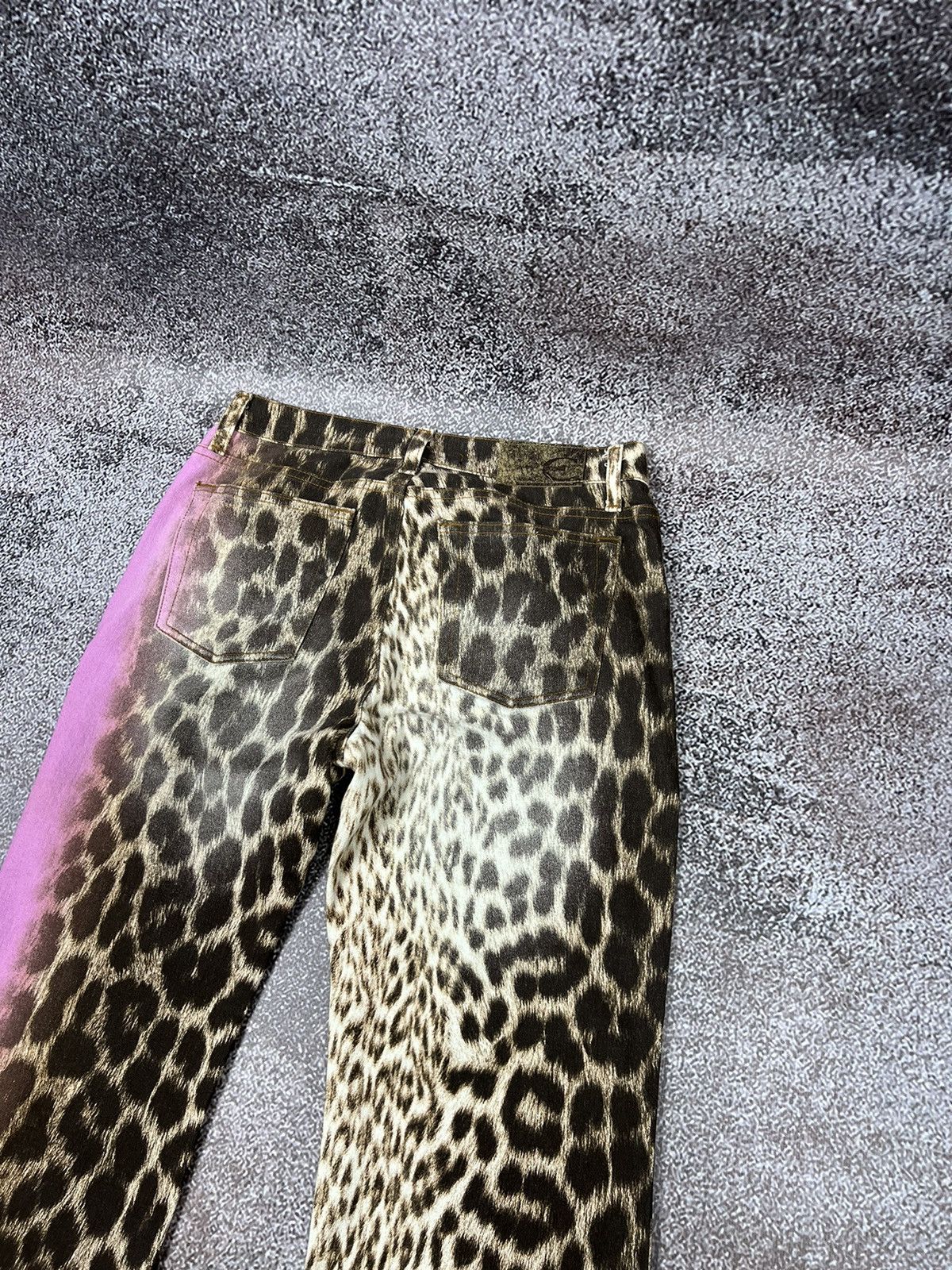 Pantalon Court Imprimé Animal Just Cavalli - Taille US 4 (IT 40), Coupe Capri, Multicolore, Neuf Avec étiquettes