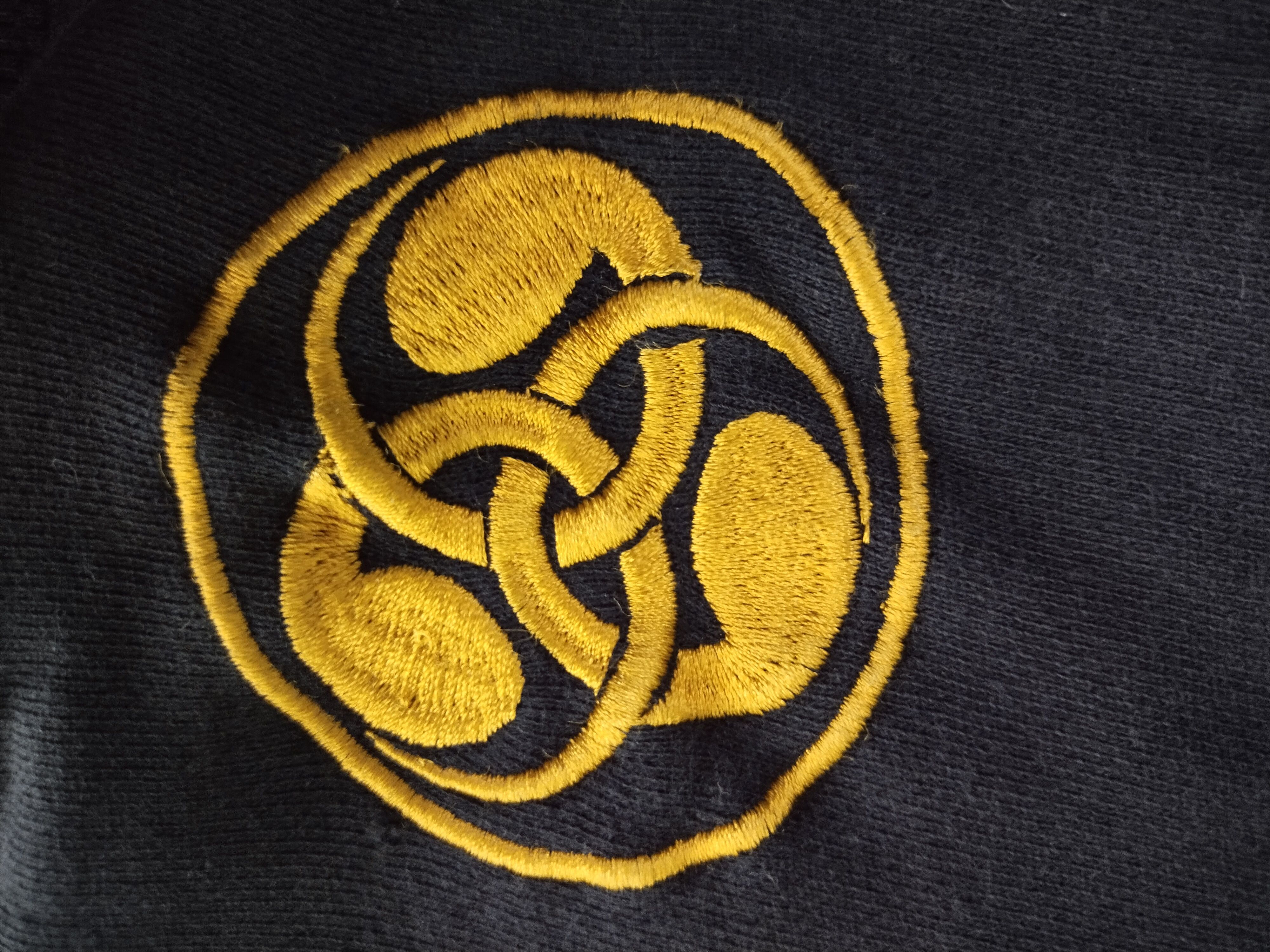 Karakuri Tamashii Vintage Karakuri Tamashi Japanese Design Embroidery Hoodie Size US XL / EU 56 / 4 - 17 Thumbnail