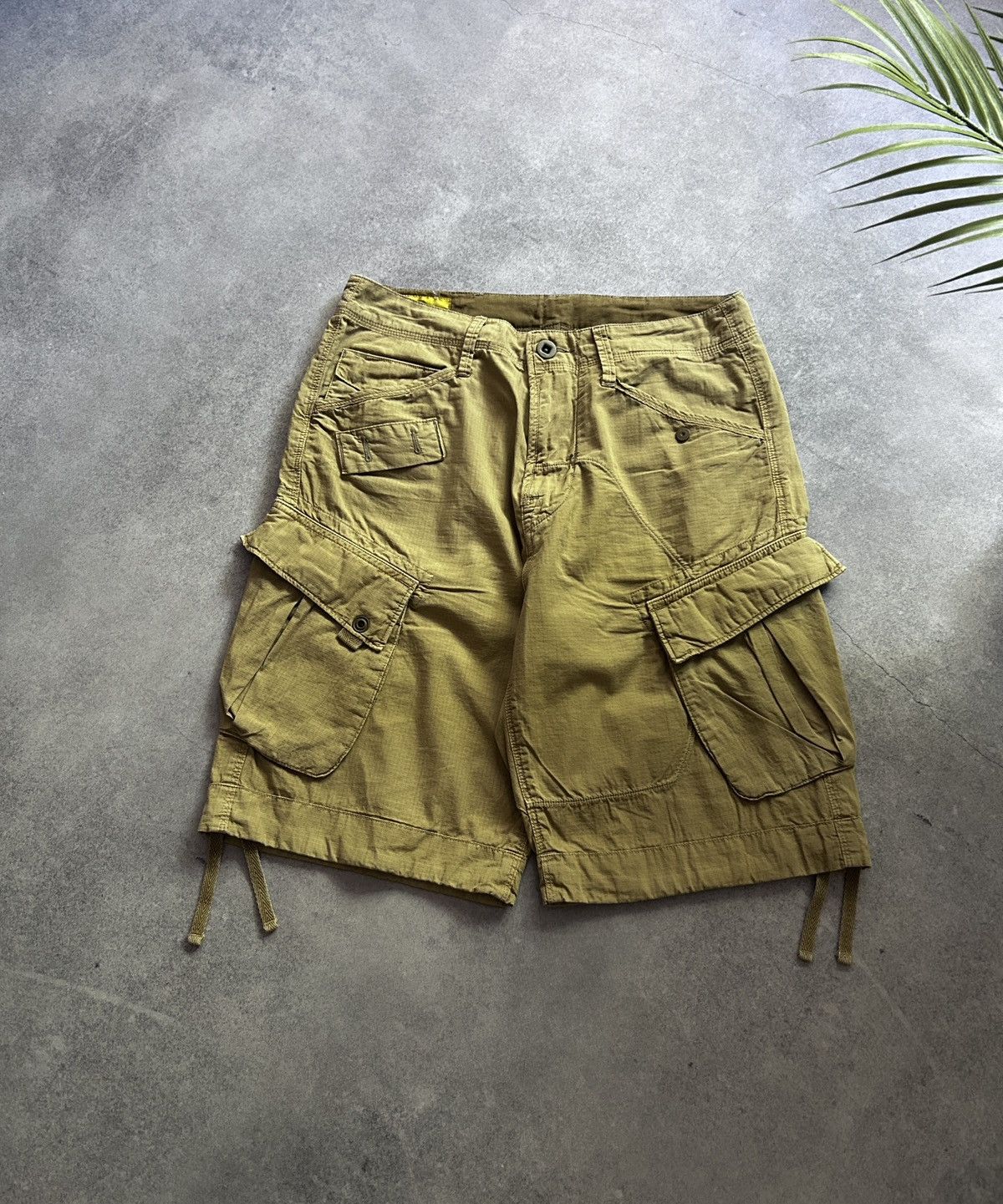 G-Star Vintage G star Raw cargo y2k shorts mens Size US 28 / EU 44 - 2 Thumbnail