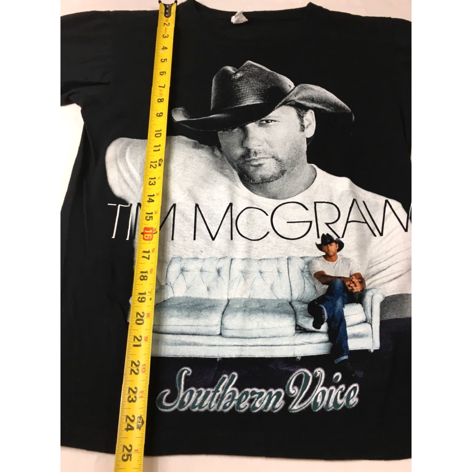 Gildan Tim McGraw Southern Voice Tour 2010 T Shirt Sz S Black Tee EUC Gildan Short Sleeve Men Graphic Tee Size US S / EU 44-46 / 1 - 5 Thumbnail
