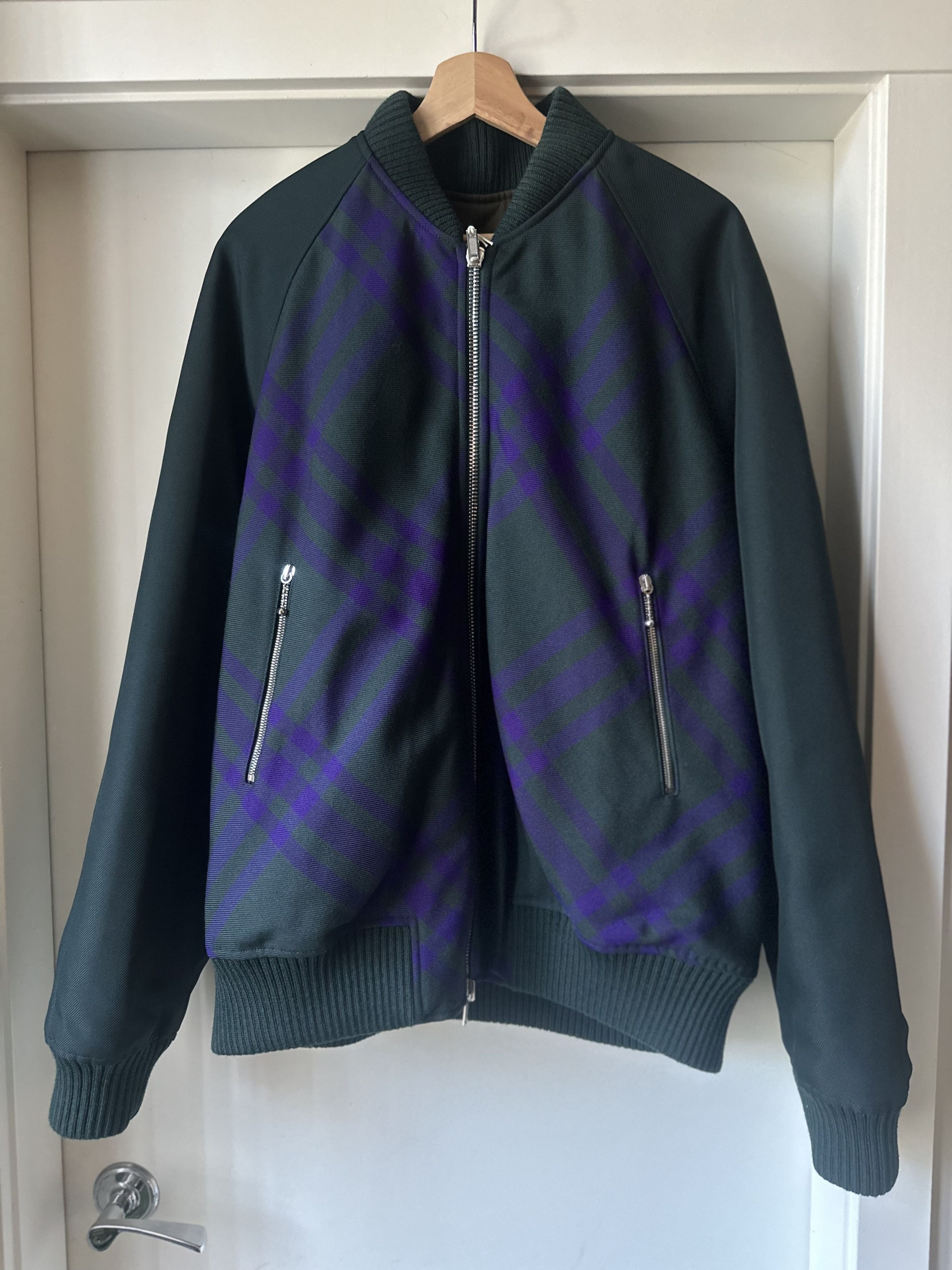 Burberry Burberry Green Check Reversible Bomber Jacket Size US L / EU 52-54 / 3 - 3 Thumbnail