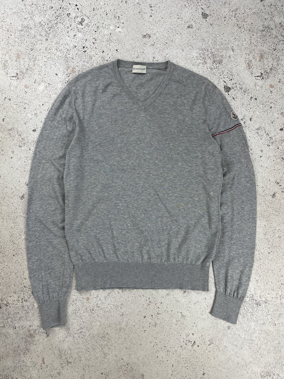 image of Moncler Maglione Tricot Scollo Pullover Jumper Knit Sweater in Grey, Men's (Size Medium)