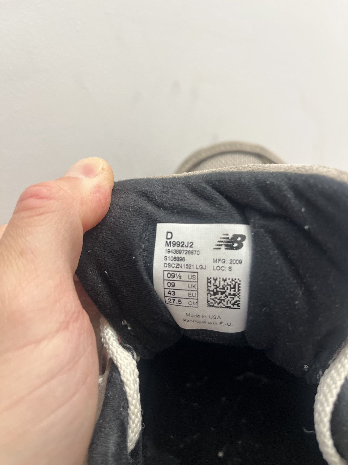 JJJJound × New Balance New Balance x JJJJOUND 992 Grey 9.5 Size US 9.5 / EU 42-43 - 7 Thumbnail