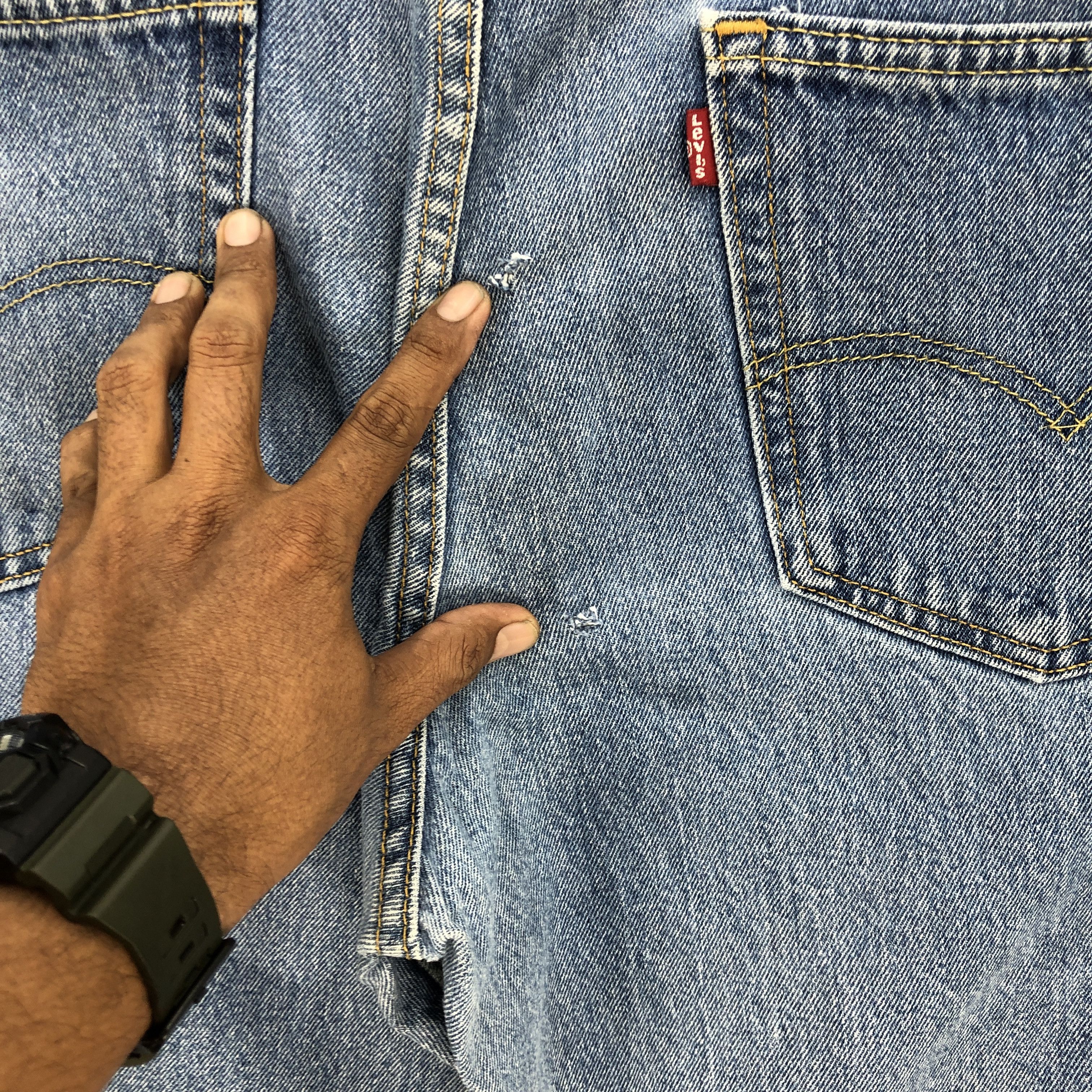 Levi's Vintage Levis Dirty Jeans Levis 550 Faded Blue Denim Size US 38 / EU 54 - 11 Thumbnail