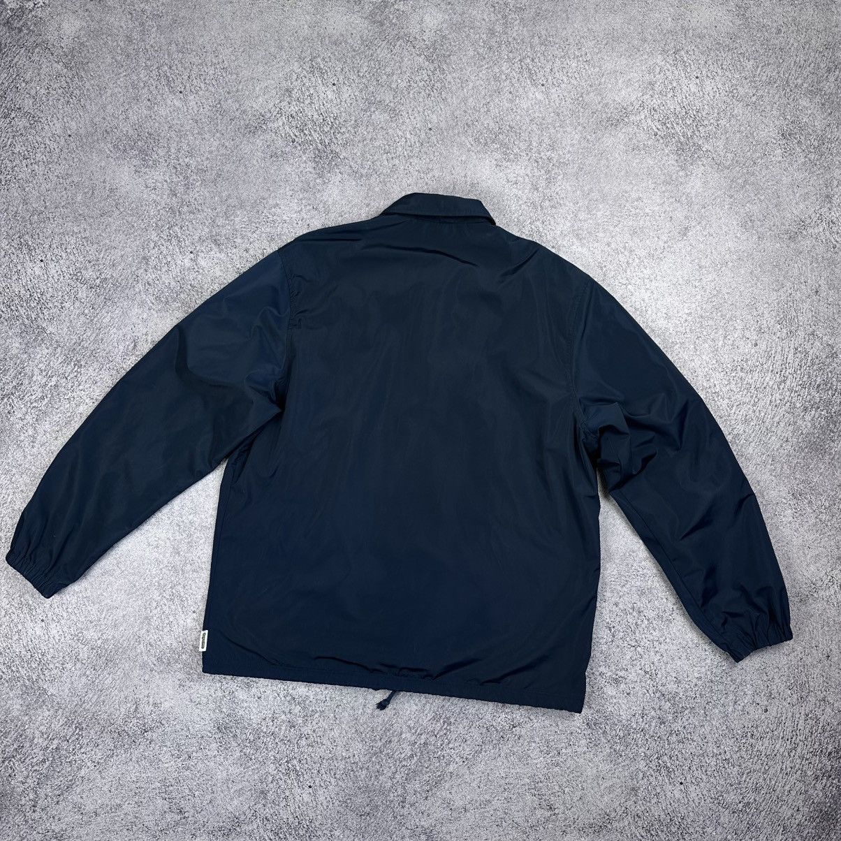 Supreme Supreme Navy Blue Gonz Graffiti Logo Coach's Jacket SS18 Size US XL / EU 56 / 4 - 3 Thumbnail