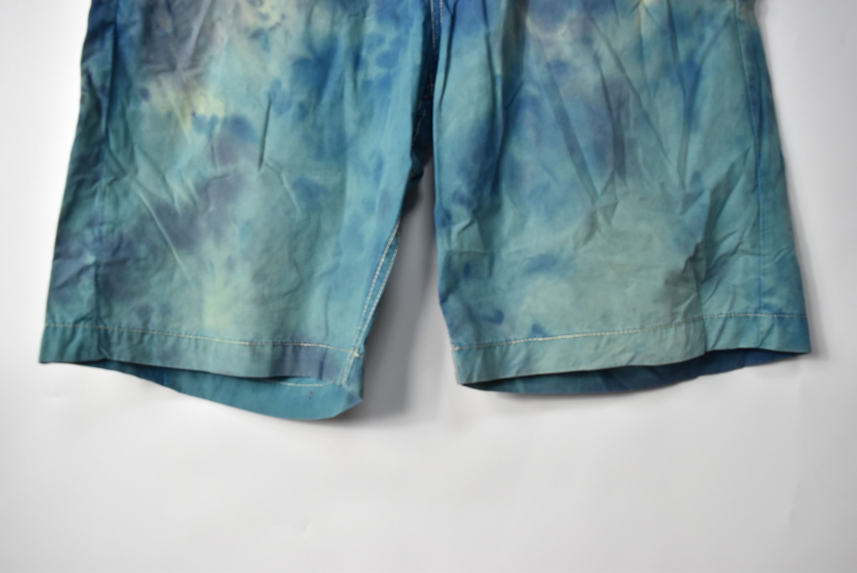 Nepenthes NEPENTHES/tie dye graphic shorts/27645 - 767 62 Size US 32 / EU 48 - 6 Thumbnail