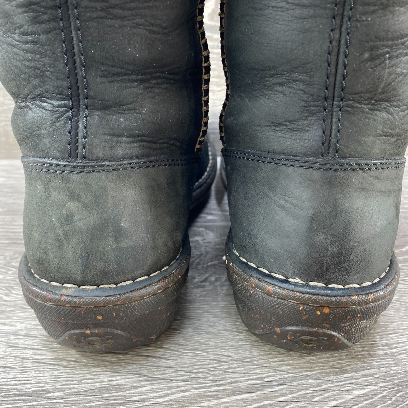 Ugg UGG Women’s 5139 Swell Black Leather Tall Winter Sheepskin Boots Booties Size 7 Size US 6 / IT 36 - 7 Thumbnail