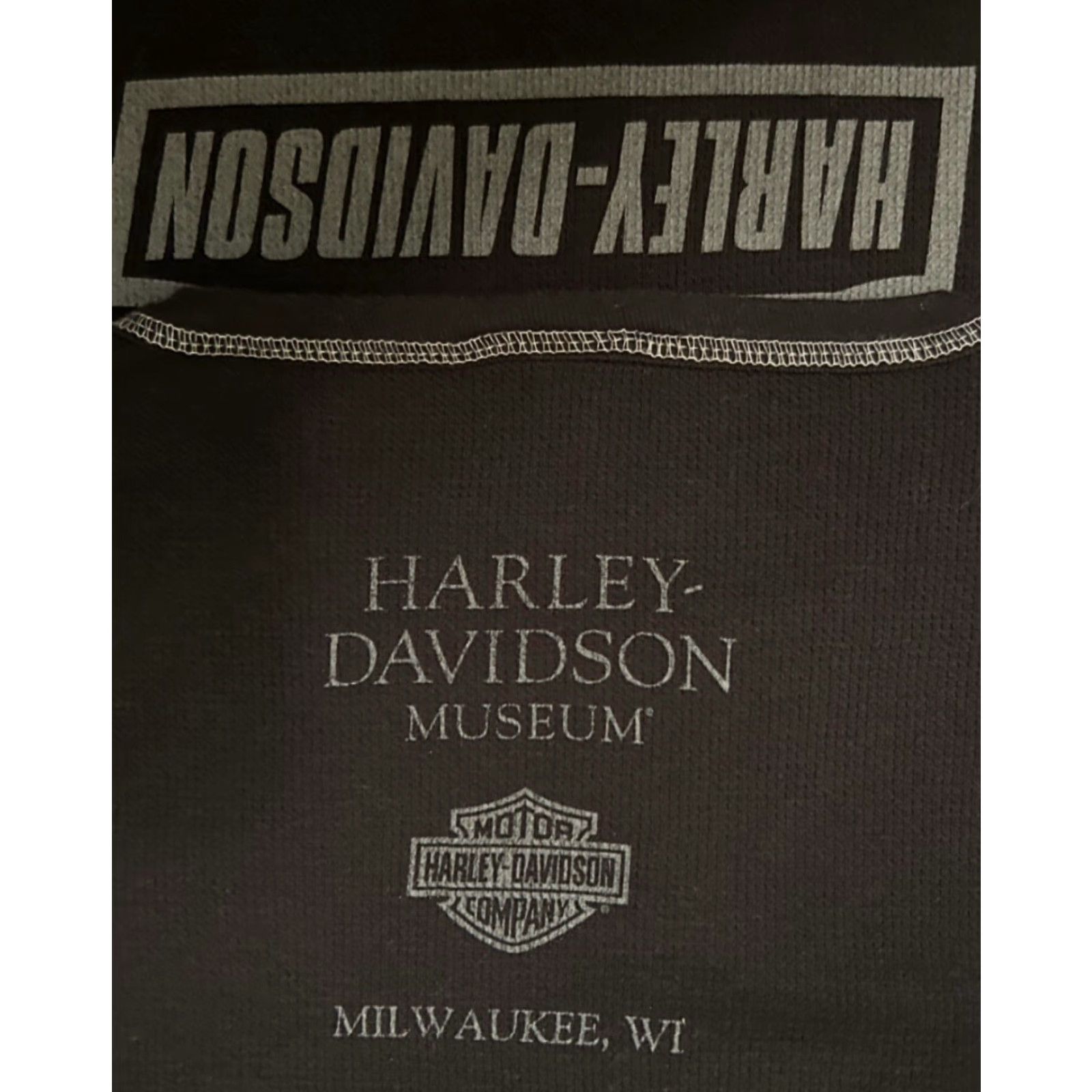 Harley Davidson VINTAGE Harley-Davidson Long Sleeve Thermal Shirt L Biker Skull Logo 90s Y2K Black Mens Size US L / EU 52-54 / 3 - 3 Thumbnail