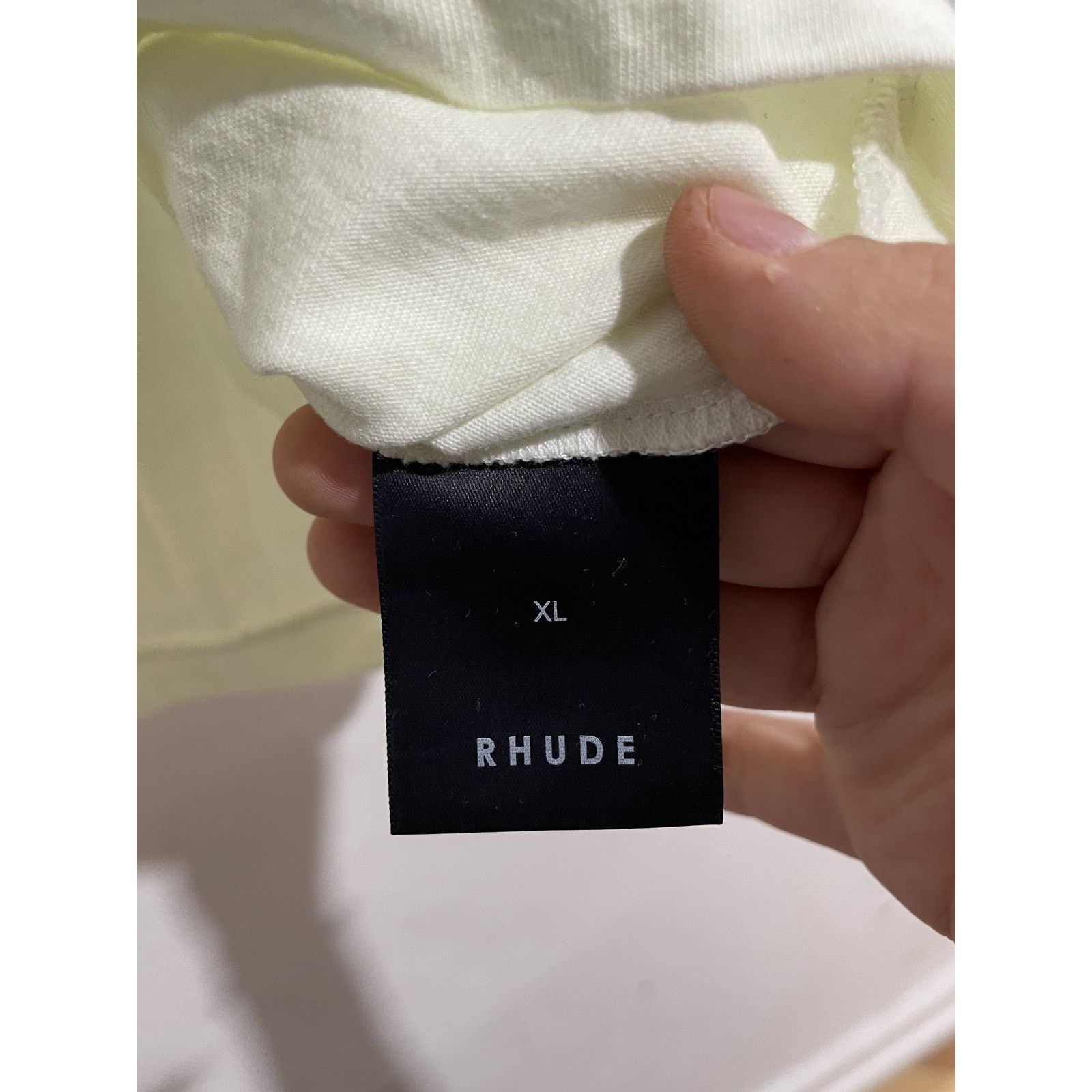 Rhude RHUDE LOGO EMBROIDERED NEON YELLOW TEE SIZE XL PREOWNED Size US XL / EU 56 / 4 - 6 Thumbnail