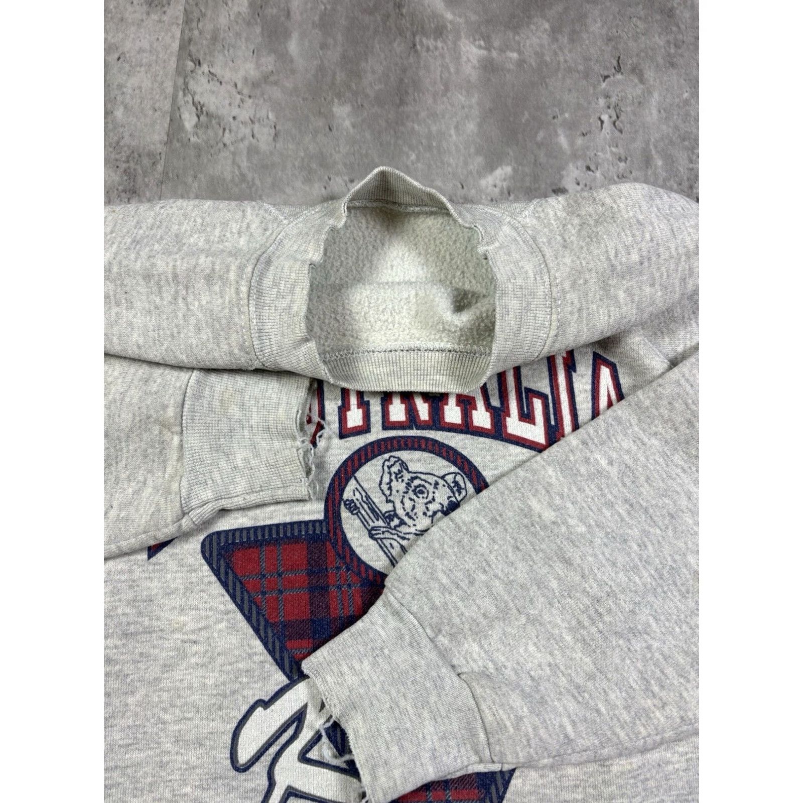 Hanes VINTAGE University Sweatshirt Gray Pullover L Hanes Men 80s 90s Graphic Print College Football Hardwearing Wool Blend? Size US L / EU 52-54 / 3 - 7 Thumbnail