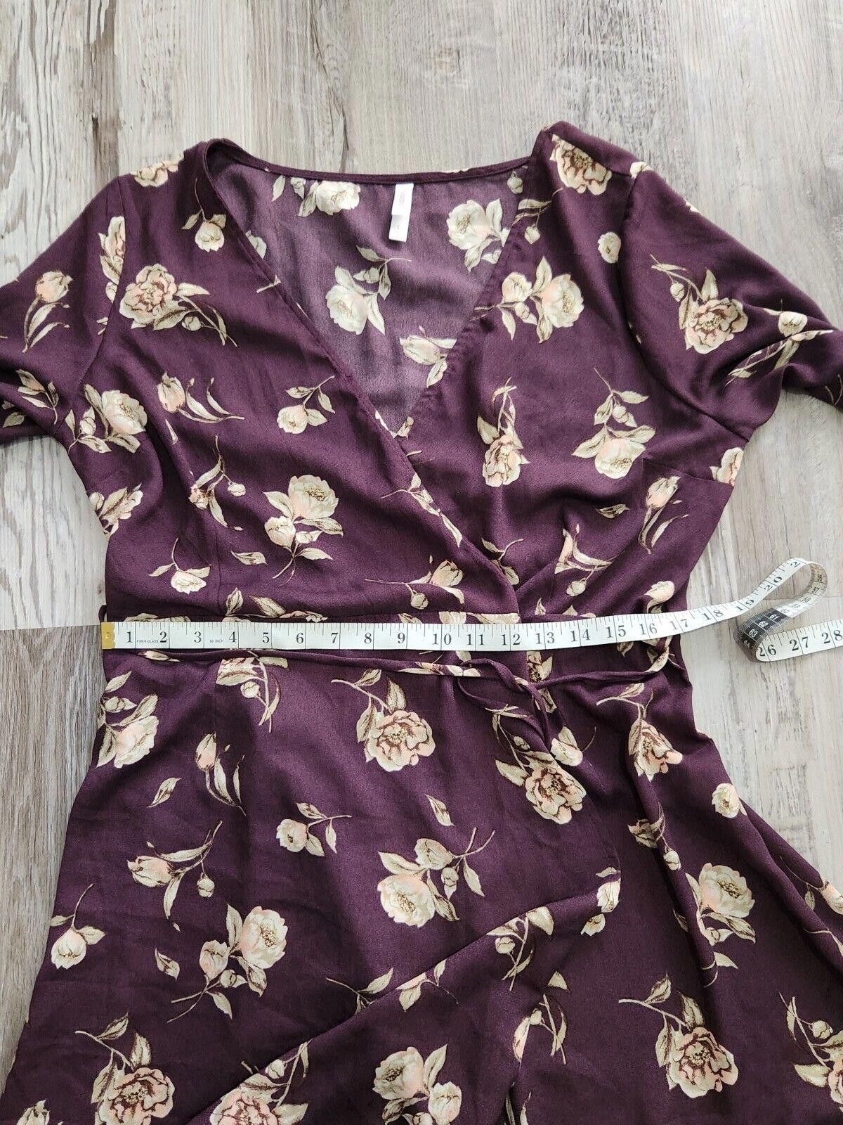 Designer Xhilaration Wrap Dress Large Purple Floral Short Long sleeve Size L / US 10 / IT 46 - 6 Thumbnail