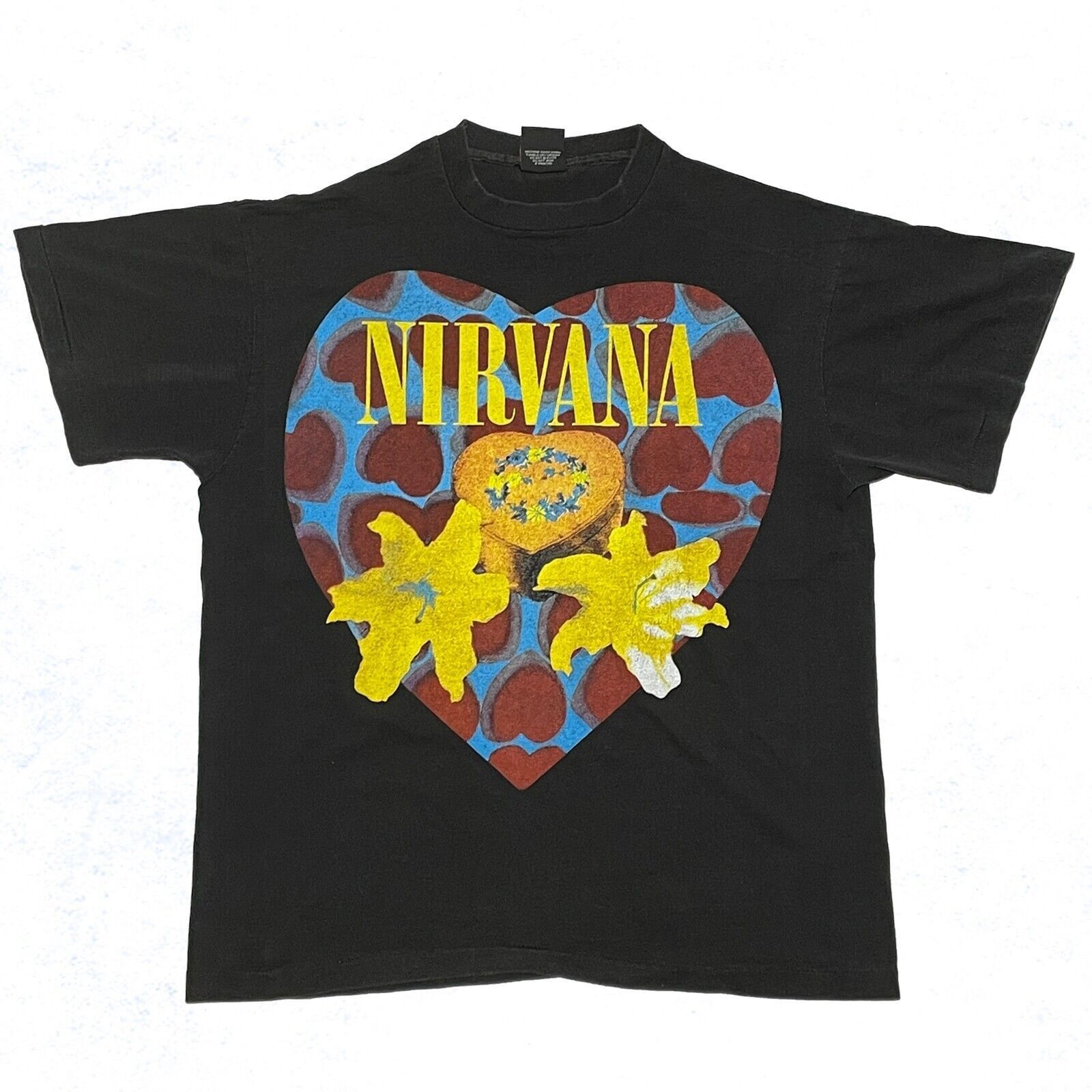 Band Tees Vintage new Nirvana Heart-Shaped Box T-Shirt Size US M / EU 48-50 / 2 - 1 Thumbnail