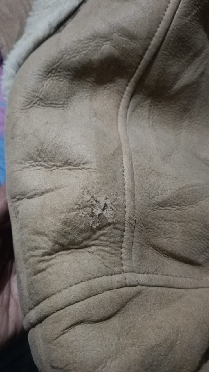 Burberry Burberrys’ Shearling Sheepskin Jacket –Made in Japan (1990s) Size US M / EU 48-50 / 2 - 15 Thumbnail