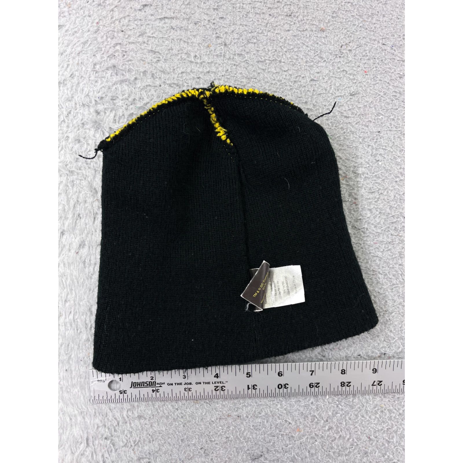 Vintage Batman Beanie Berkshire Unisex Adults One Size Black Yellow Gray Stripe Knit Acrylic Ski Cap Hats Mens Womens Size ONE SIZE - 5 Thumbnail