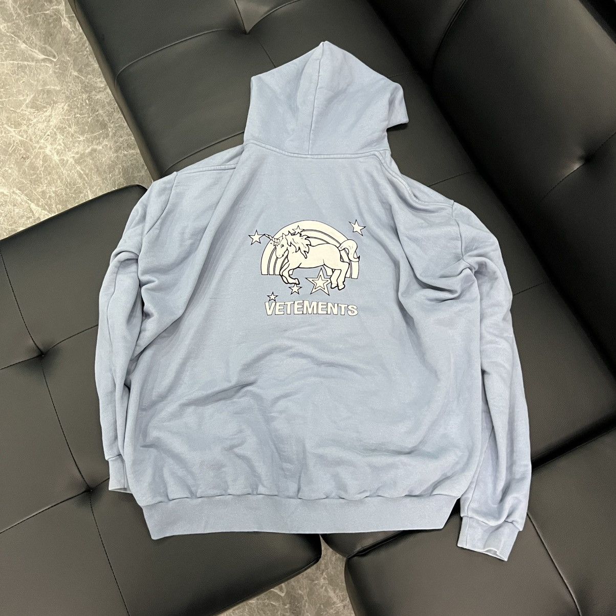Vetements SS18 Unicorn Rainbow Hoodie | Grailed