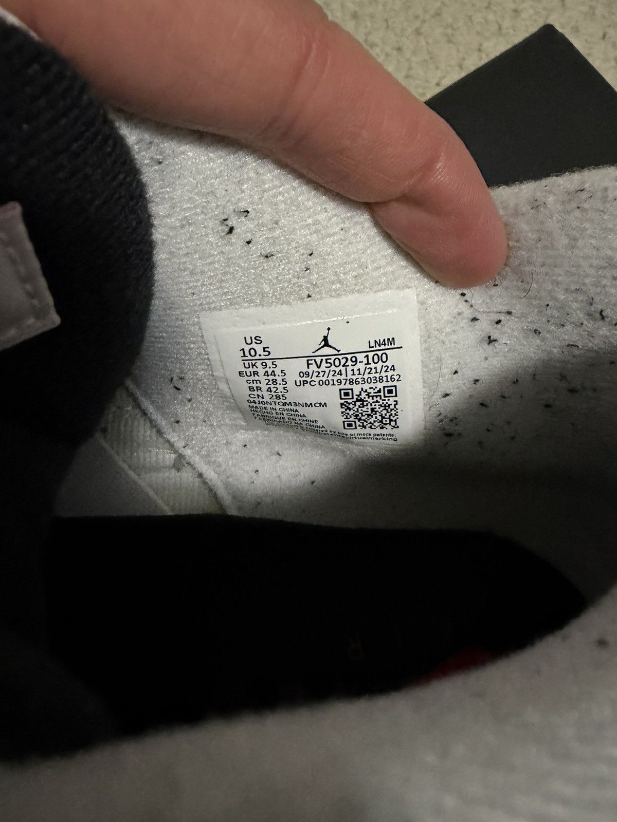 Jordan Brand Jordan 4 White Cements 2025 Size US 10.5 / EU 43-44 - 9 Thumbnail