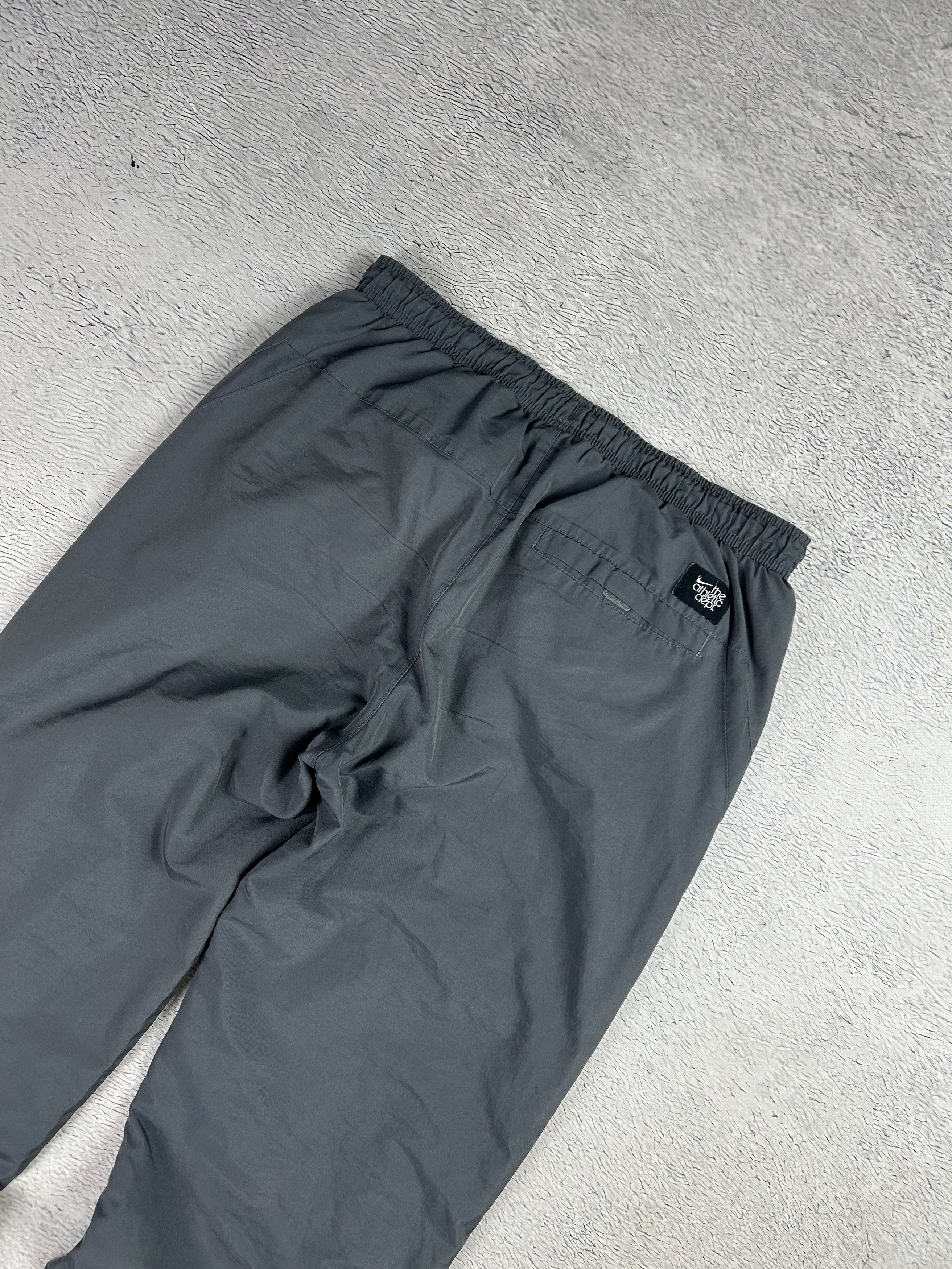 Nike × Vintage Nike Vintage Track Pants Parashute Grey Windbreake Baggy Size US 32 / EU 48 - 4 Thumbnail