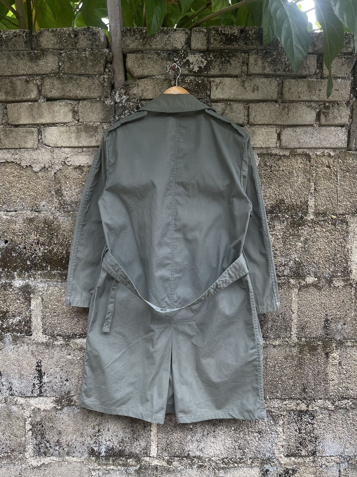 Vintage TRUE VINTAGE 60/70s MILITARY ARMY GREEN RAINCOAT JACKET Size US M / EU 48-50 / 2 - 3 Thumbnail