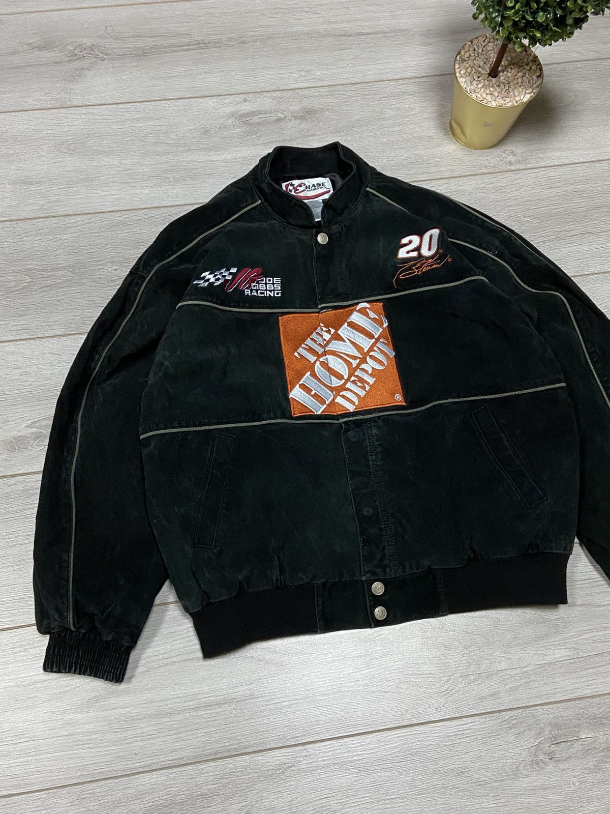 NASCAR Vintage NASCAR 90s The Home Deport Racing team jacket size L Size US L / EU 52-54 / 3 - 2 Thumbnail