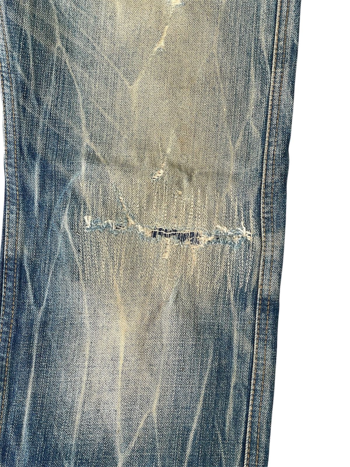 Japanese Brand Rattle Trap Early 2000 Faded Blue Distressed Denim Jeans Size US 31 - 4 Thumbnail