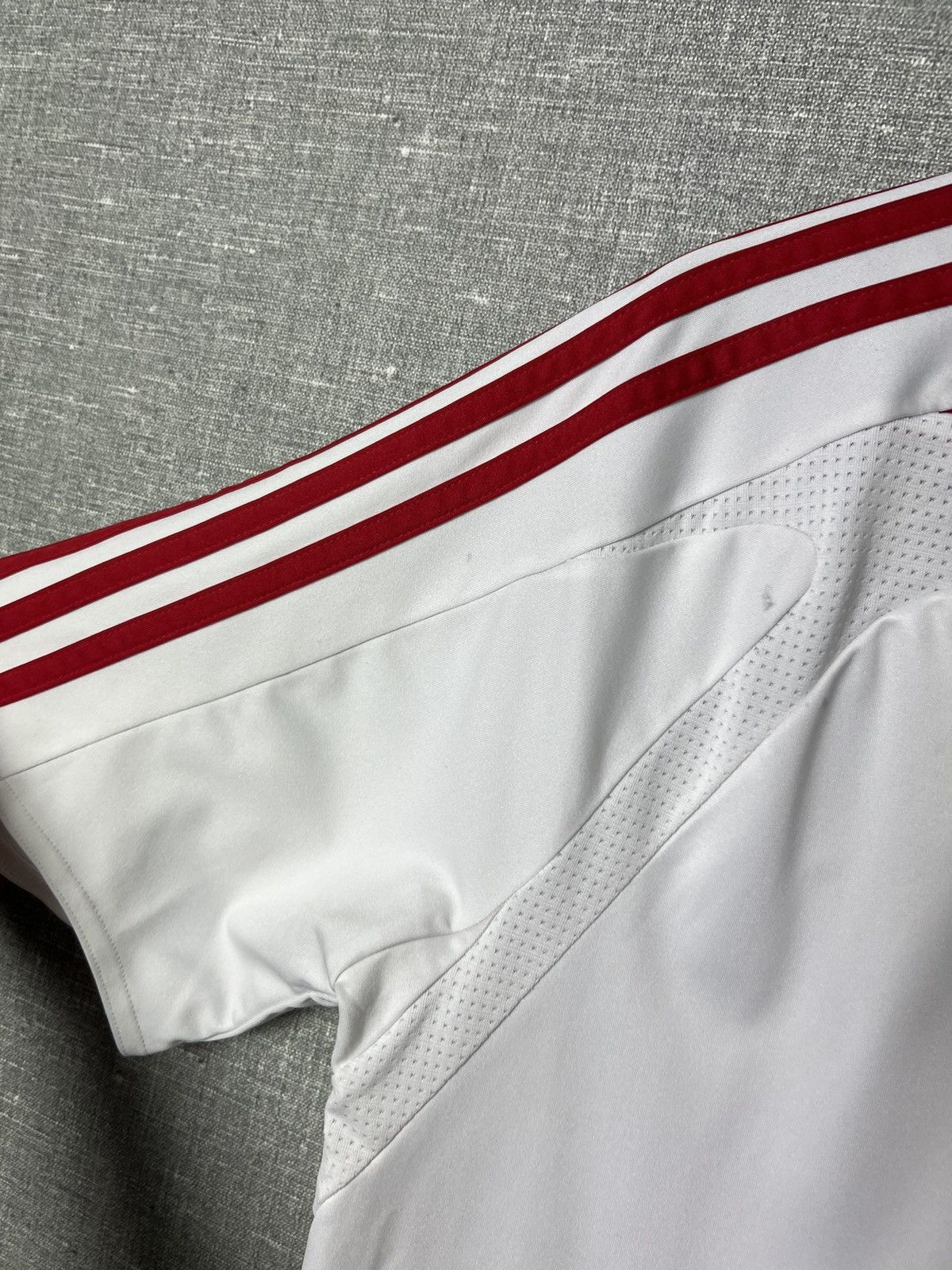 Adidas Adidas Salzburg 2007 / 2008 Home Jersey #18 Remo Meyer Size US S / EU 44-46 / 1 - 6 Thumbnail