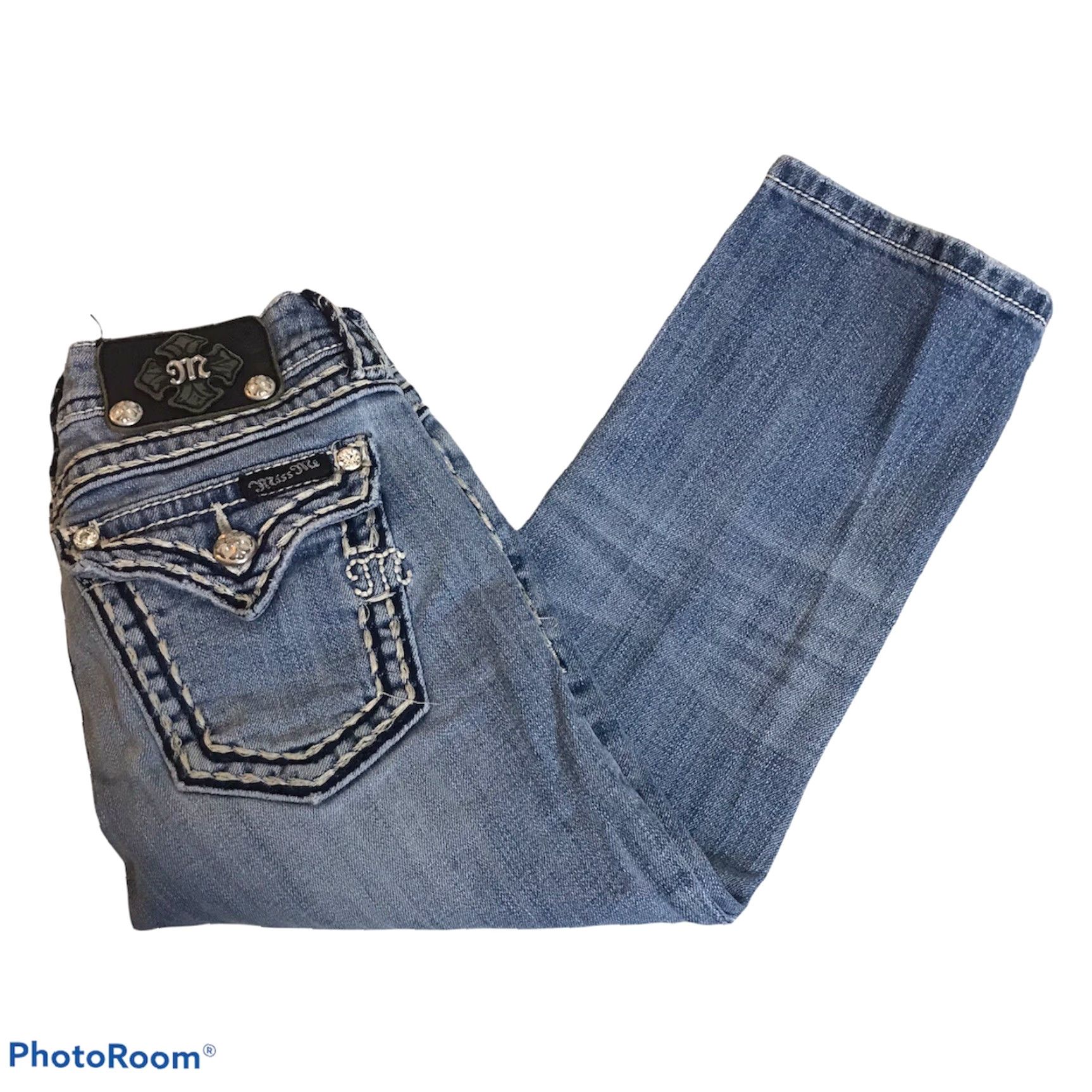 Miss Me Miss Me Capri Jeans Thick Stitch Jeweled Flap Pocket Signature Light Wash 25 Womens Capri Jeans Distressed Denim Size 42" / US 20 - 4 Thumbnail