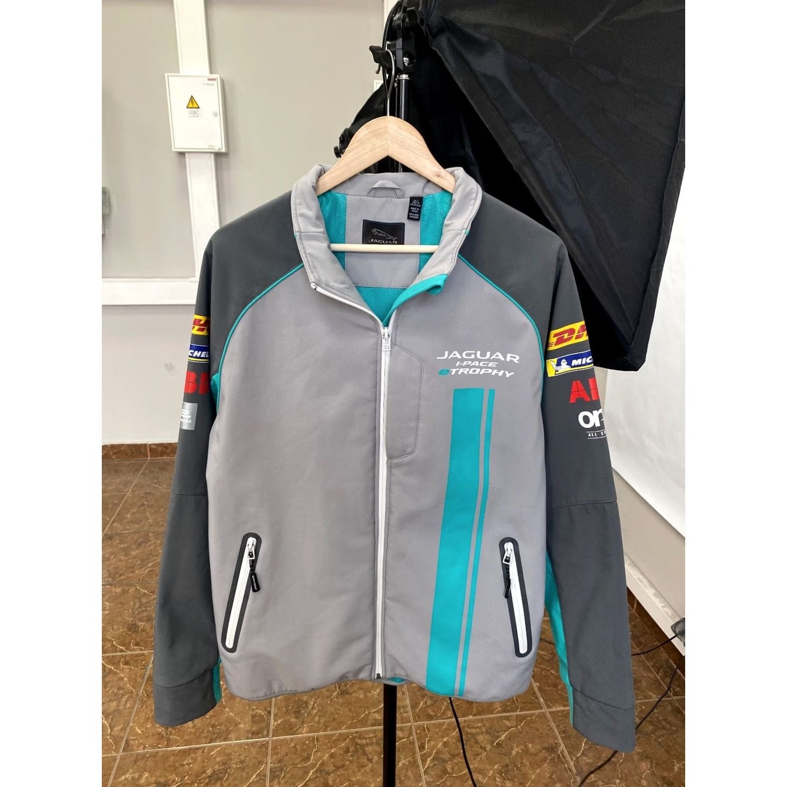 Vintage Jaguar I Pace eTrophy Nascar Racing Jacket Gray L Mens XS? Size US L / EU 52-54 / 3 - 2 Thumbnail