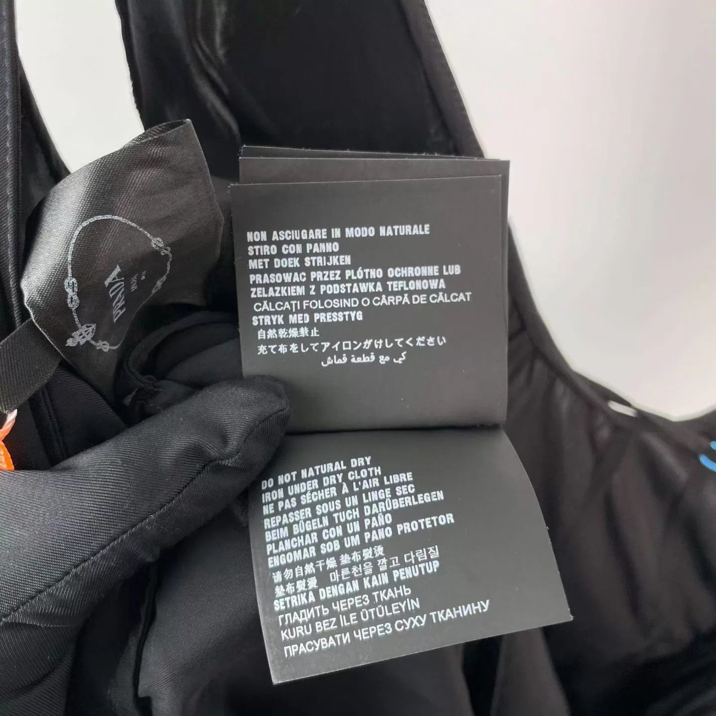 Prada Prada Black 38 Dress Size XS / US 0-2 / IT 36-38 - 5 Thumbnail