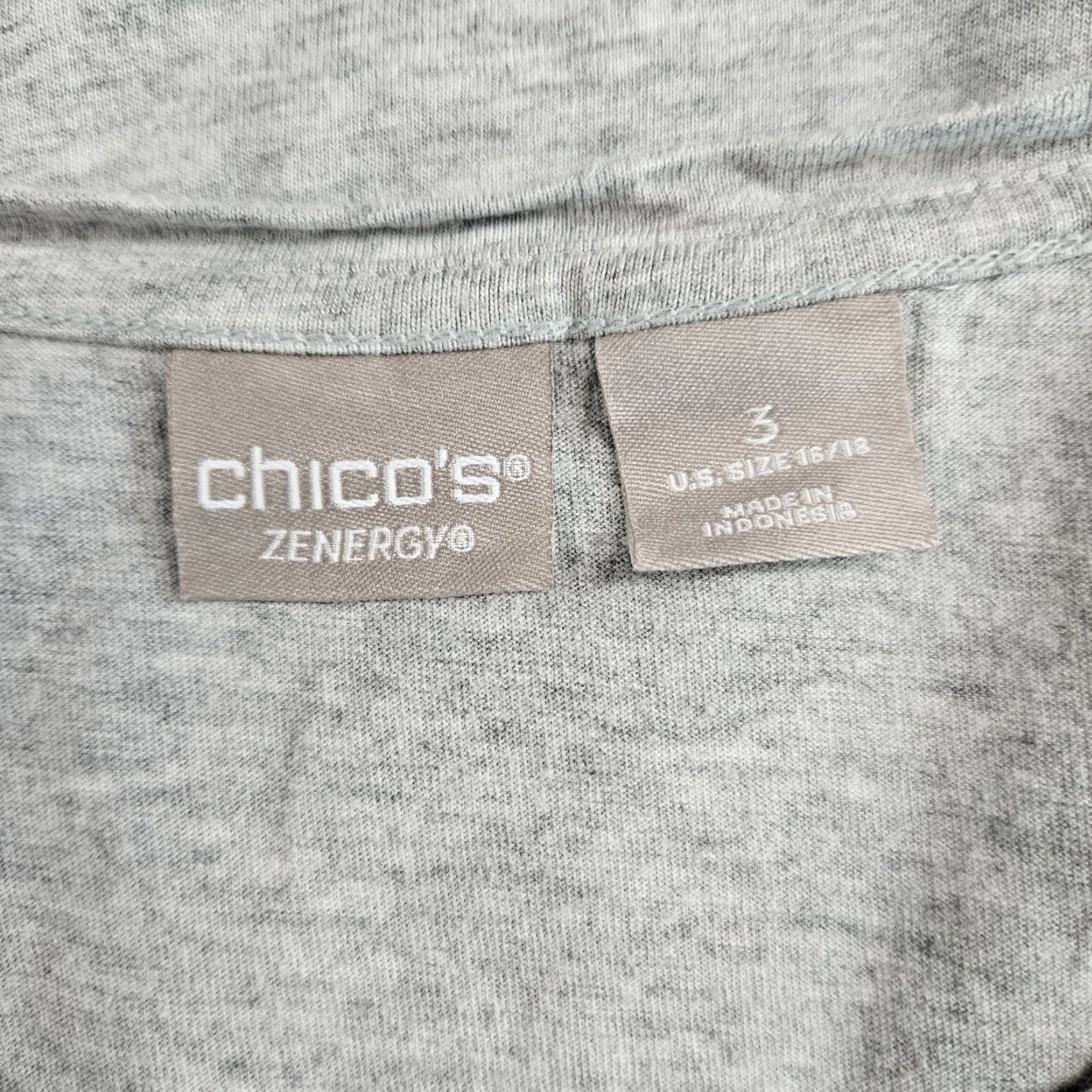 Vintage Chico's Zenergy Womens Tee XL Gray Black Paisley Short Sleeve Cotton Blend Shirt Womens Size 40" / US 18 - 6 Thumbnail