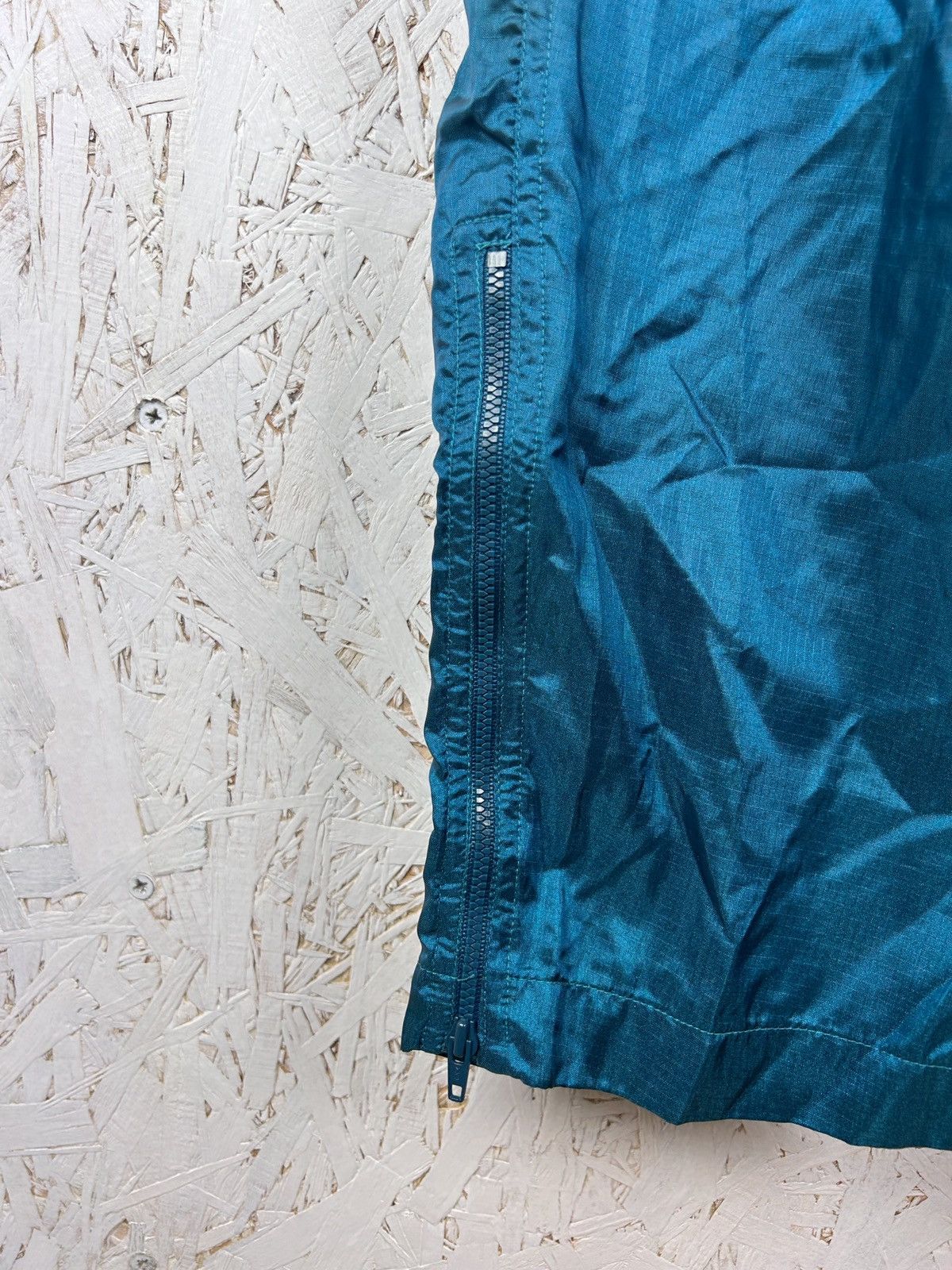 Nike 80s Vintage Nike Shiny Nylon Tracksuit Pants In Blue Size US 34 / EU 50 - 4 Thumbnail