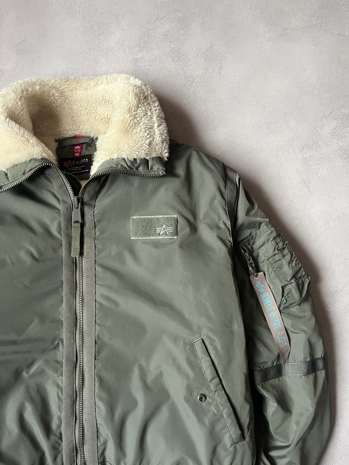 Alpha Industries Alpha Industries Bomber Jacket MA1 green fur Size US L / EU 52-54 / 3 - 3 Thumbnail