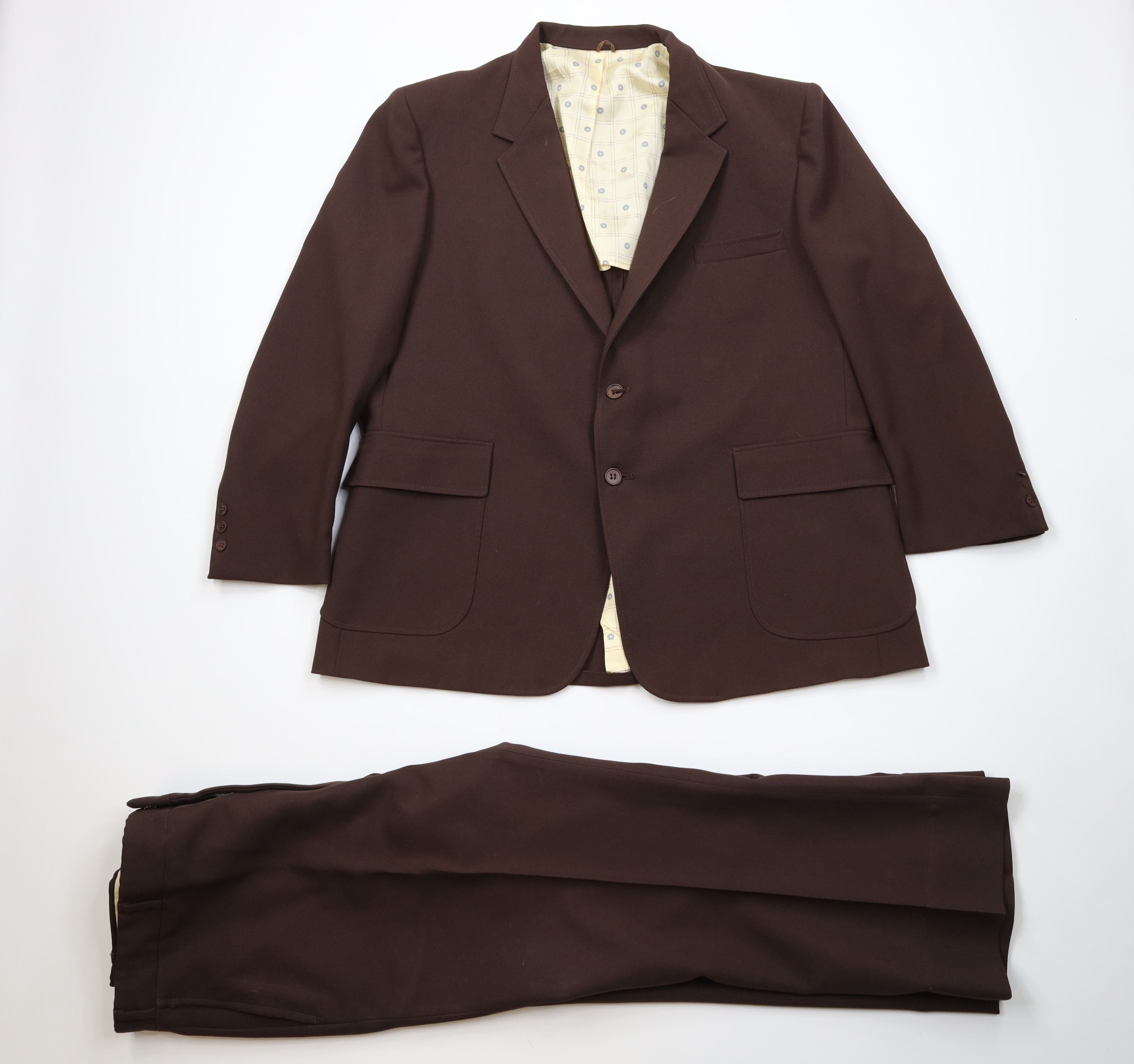 Vintage Vintage 70s 2 Piece Knit Suit Wedding Brown Size 48R - 1 Thumbnail