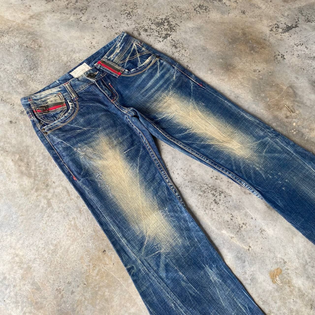 Japanese Brand VINTAGE LOLITA FLARED MUD-WASH RUSTY CLAWMARKS TWISTED SEAM Size US 29 - 5 Thumbnail