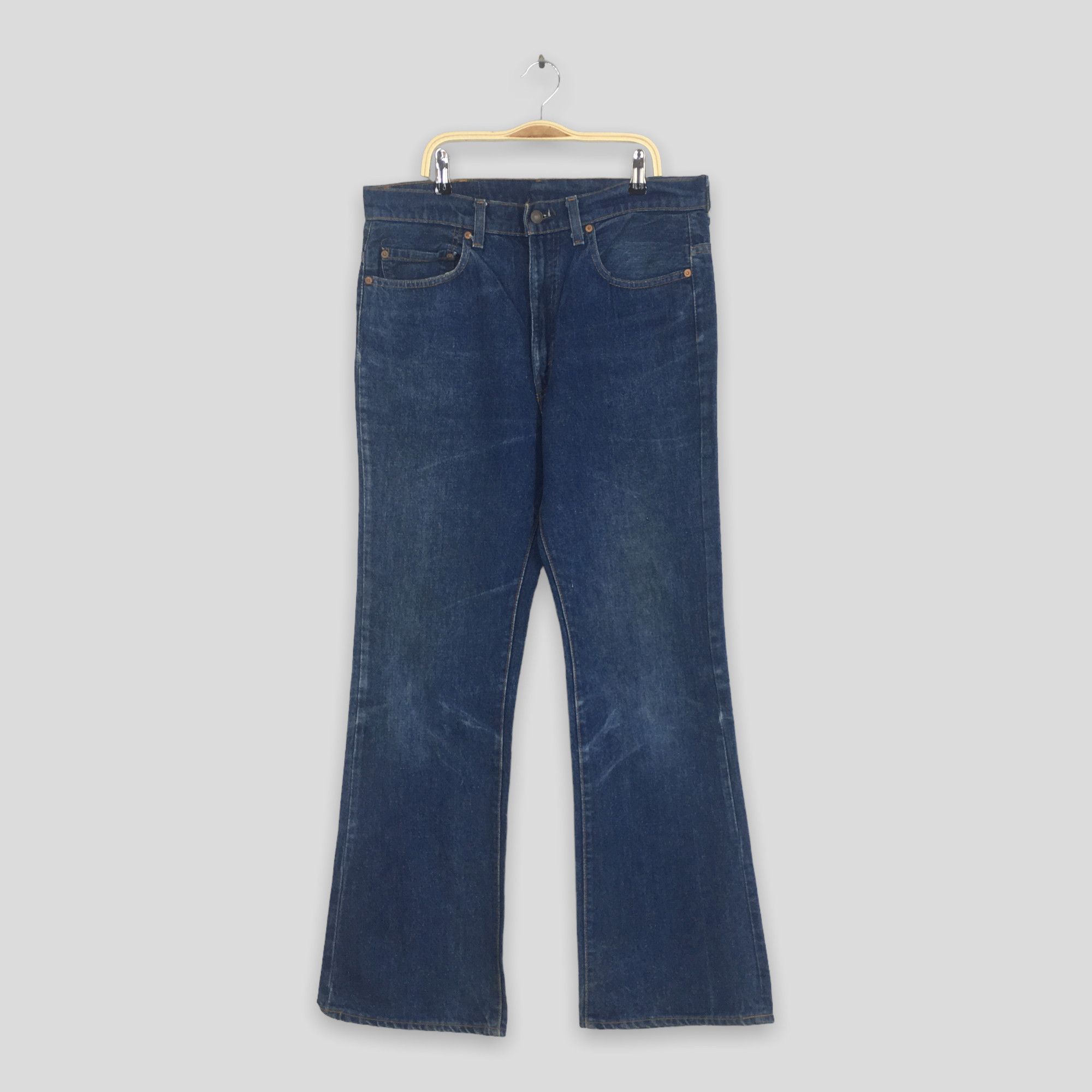 image of Size 32X31 80's Levi's 517 Bootcut Bell Bottom Flared Jeans in Blue, Men's