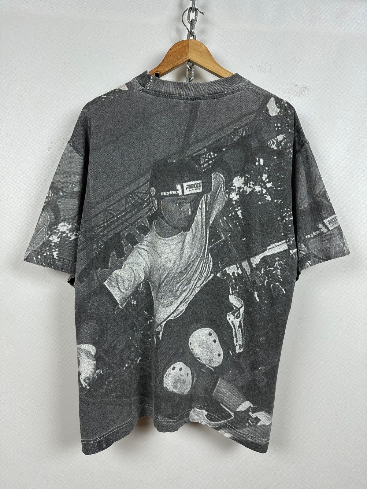 Tony Hawk Vintage All Over Print Skateboard Let’s Go Y2K T-Shirt Size US M / EU 48-50 / 2 - 2 Thumbnail