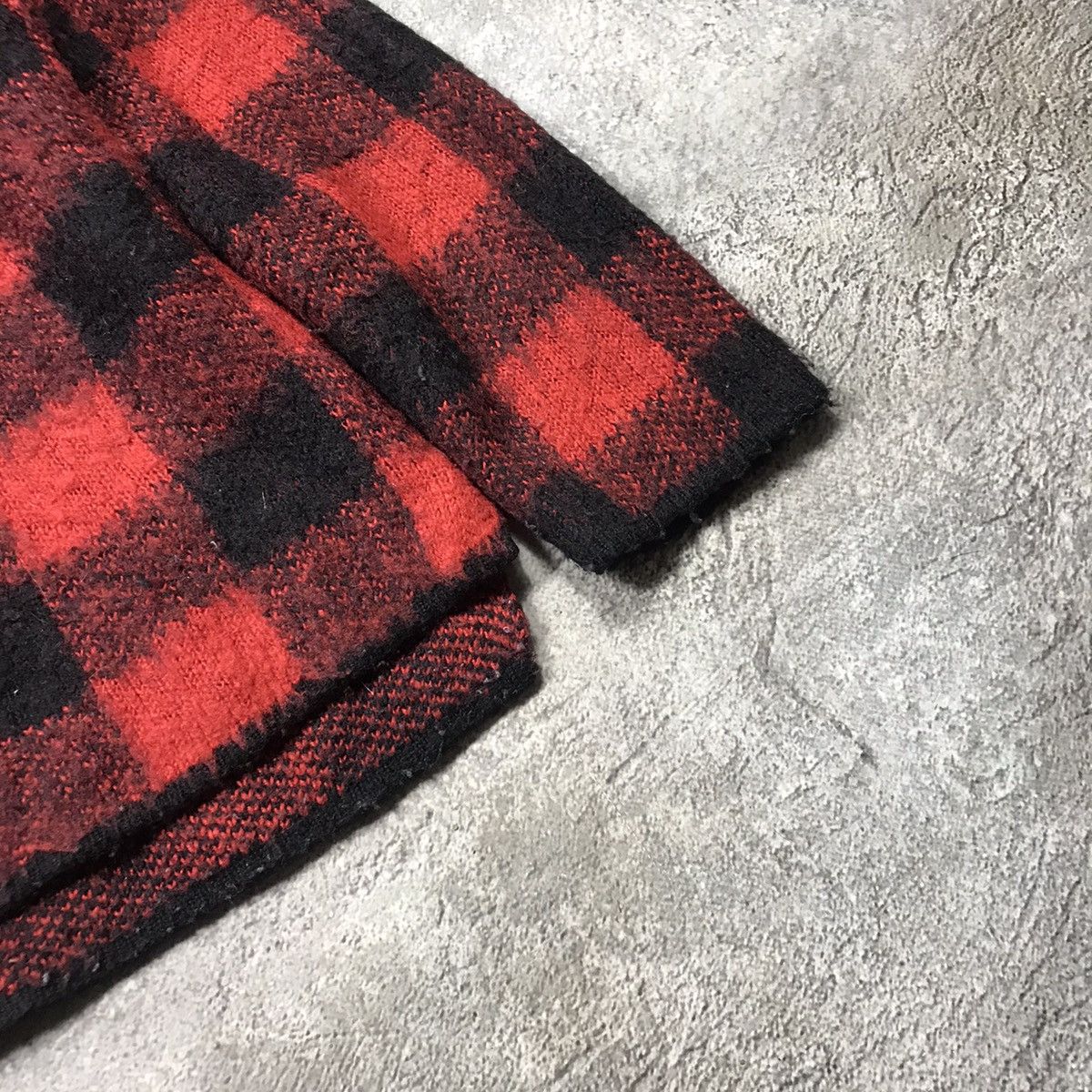 Vintage Vintage 90s Red Black Buffalo Plaid Oversized Sweater Grunge Size M / US 6-8 / IT 42-44 - 4 Thumbnail
