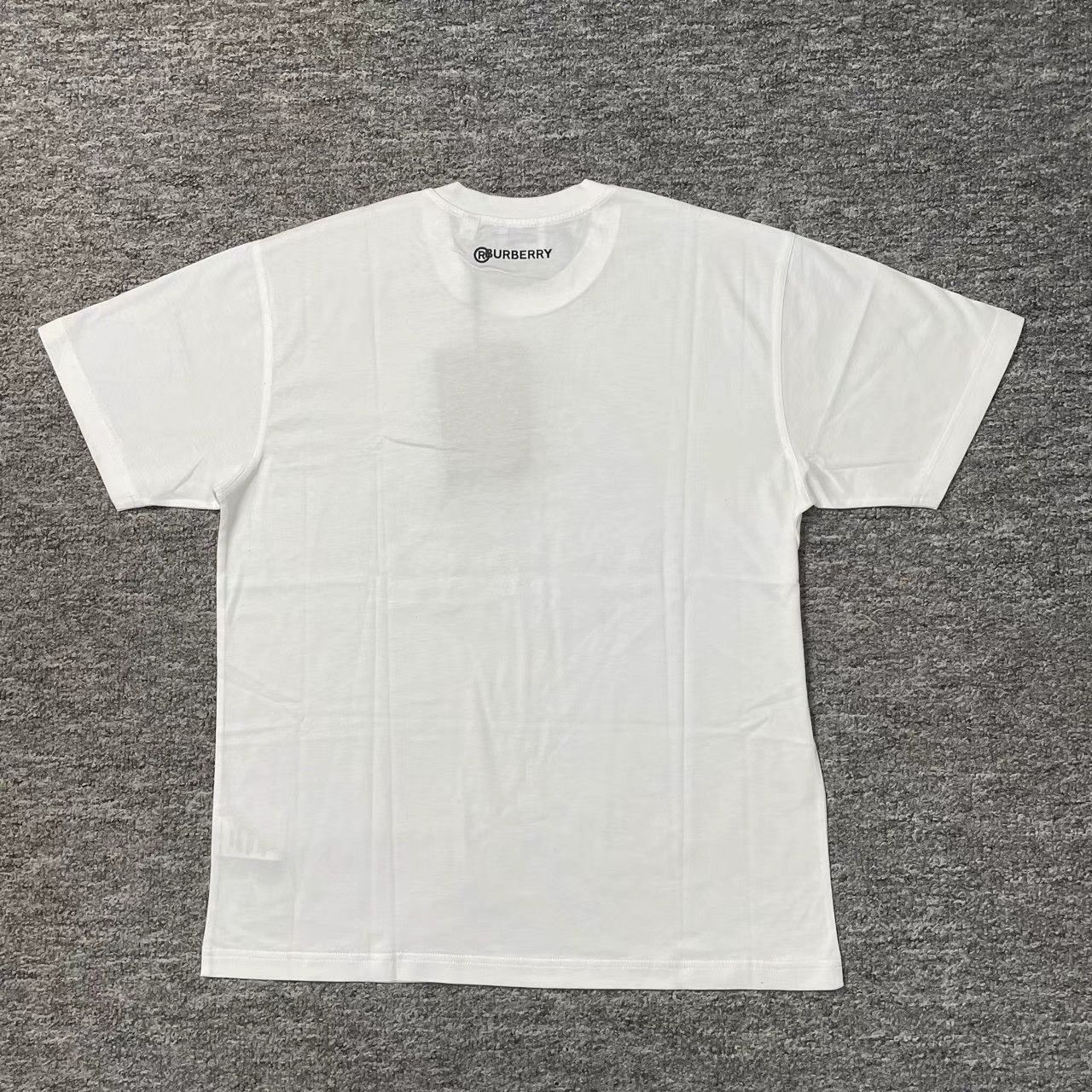 Burberry Burberry Star Short Sleeve K12 Size US XXS / EU 40 - 2 Thumbnail