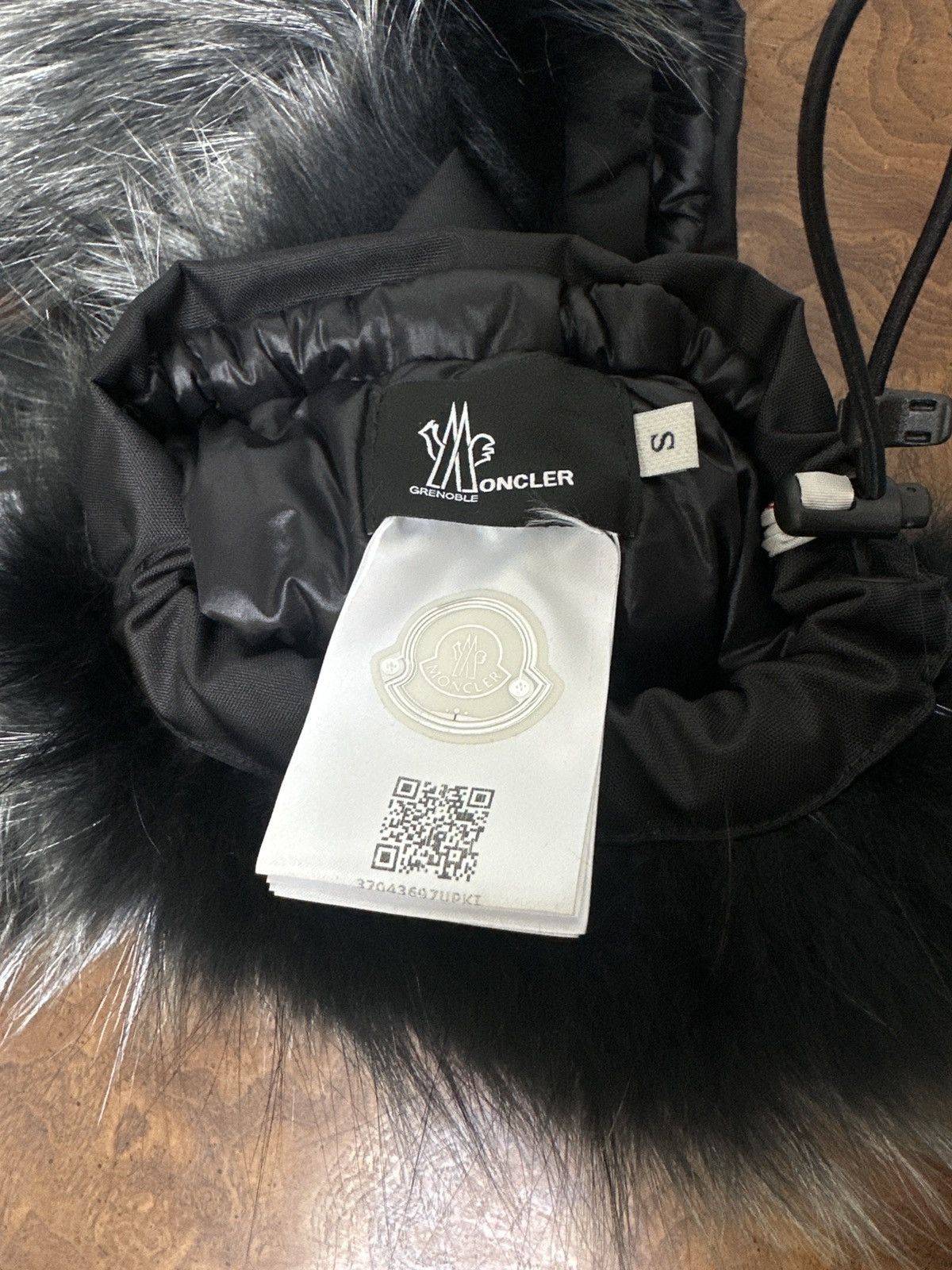 Moncler × Moncler Grenoble RARE Silver Fox Ski Gloves Size ONE SIZE - 6 Thumbnail