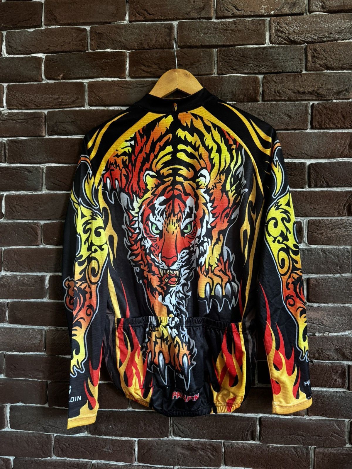 Other ONE OF A KIND Flaming Tiger Vintage Bike Jersey Hype Street Size US L / EU 52-54 / 3 - 3 Thumbnail