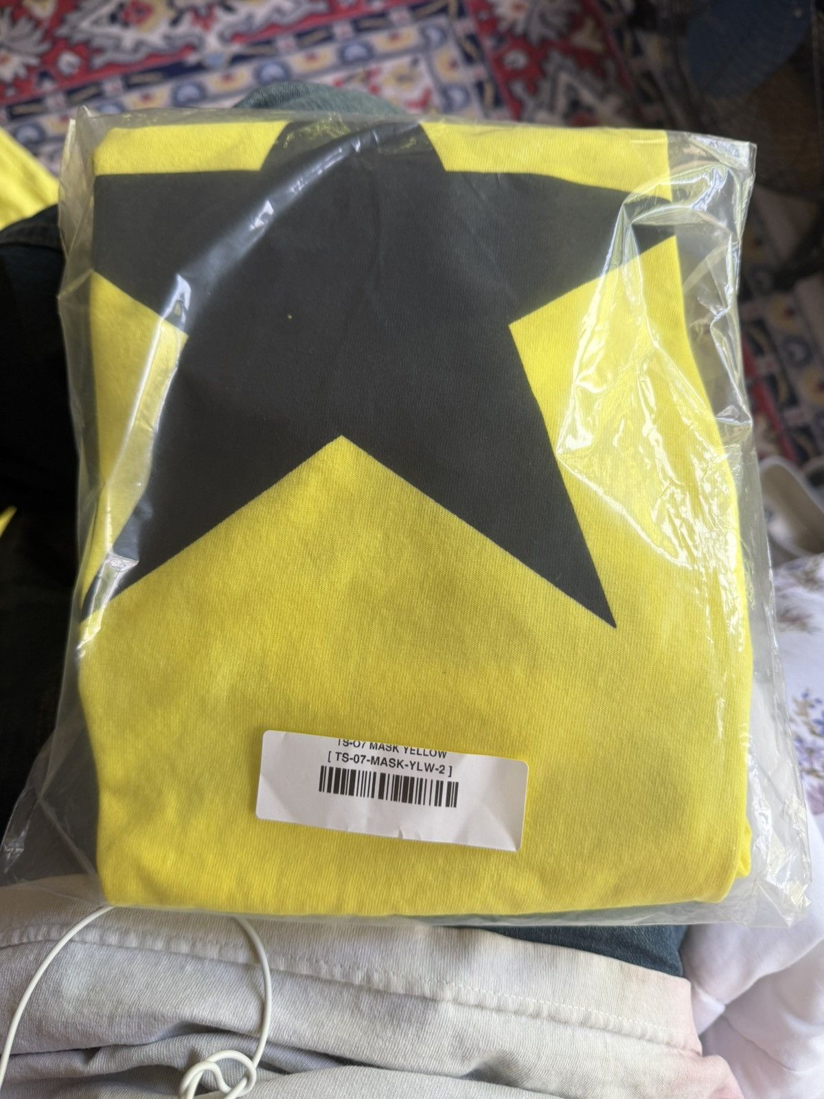 Yeezy Brand New size 2 Bully t shirt Mask Size US M / EU 48-50 / 2 - 1 Thumbnail